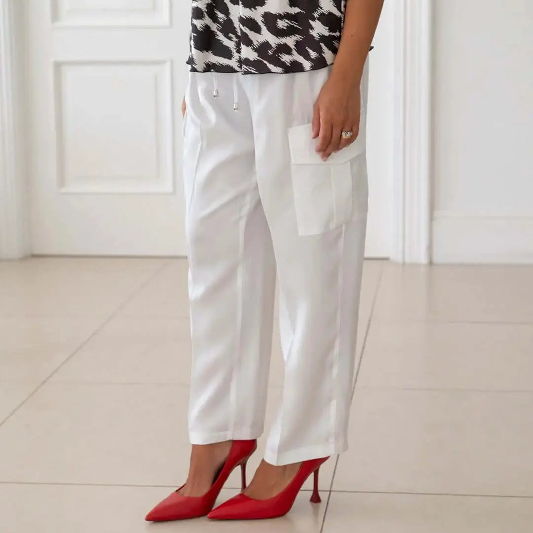 Pantalone cargo a gamba dritta in lyocell tinta unita con coulisse in vita. BIANCO DORABELLA XXL