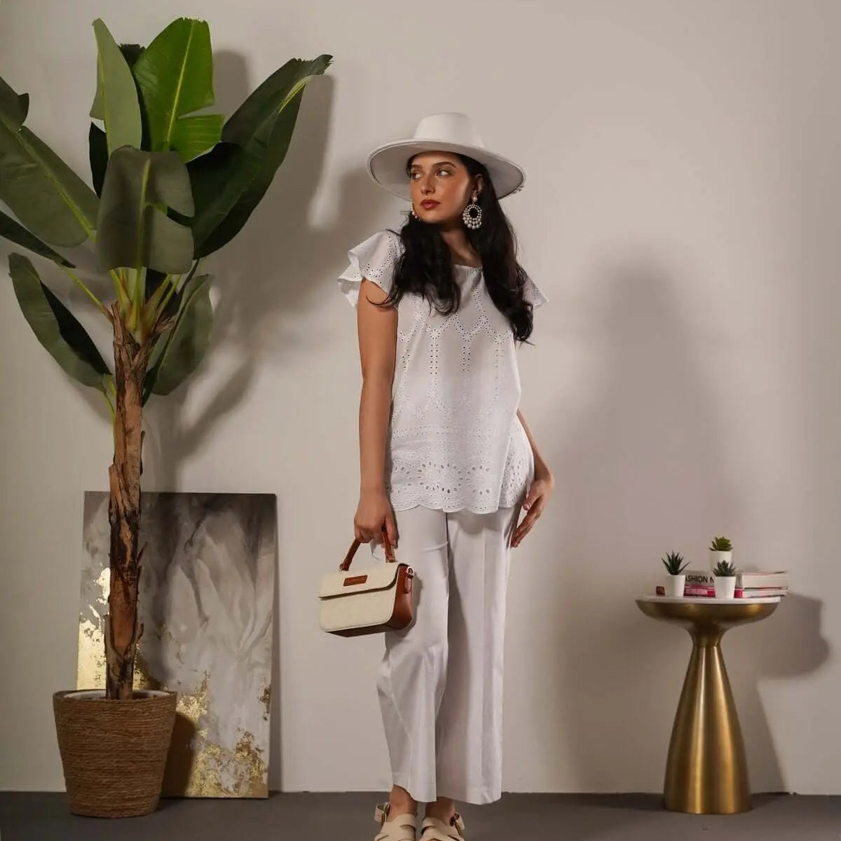 Pantalone con tasca ricamata in pizzo Sangallo BIANCO DORABELLA XXL