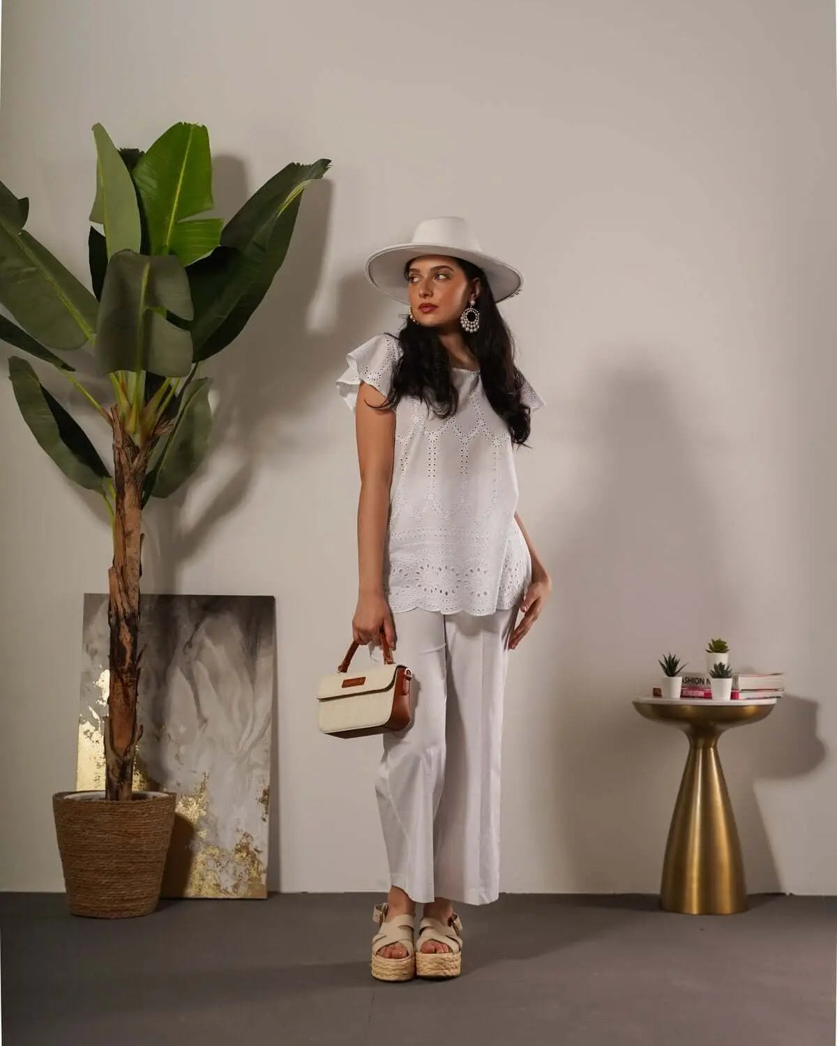 Pantalone con tasca ricamata in pizzo Sangallo BIANCO DORABELLA XXL