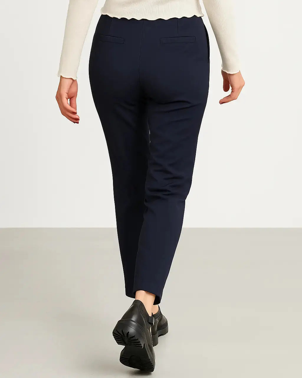 Pantalone elasticizzato gamba dritta DORABELLA