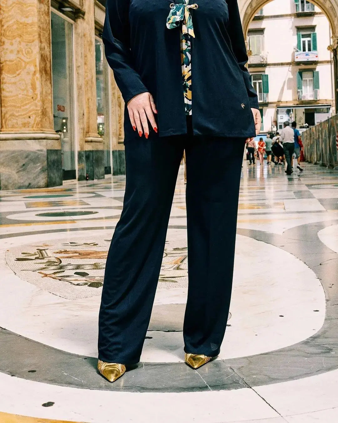 Pantalone gamba ampia in crêpe elasticizzato BLU DORABELLA PIU' 49