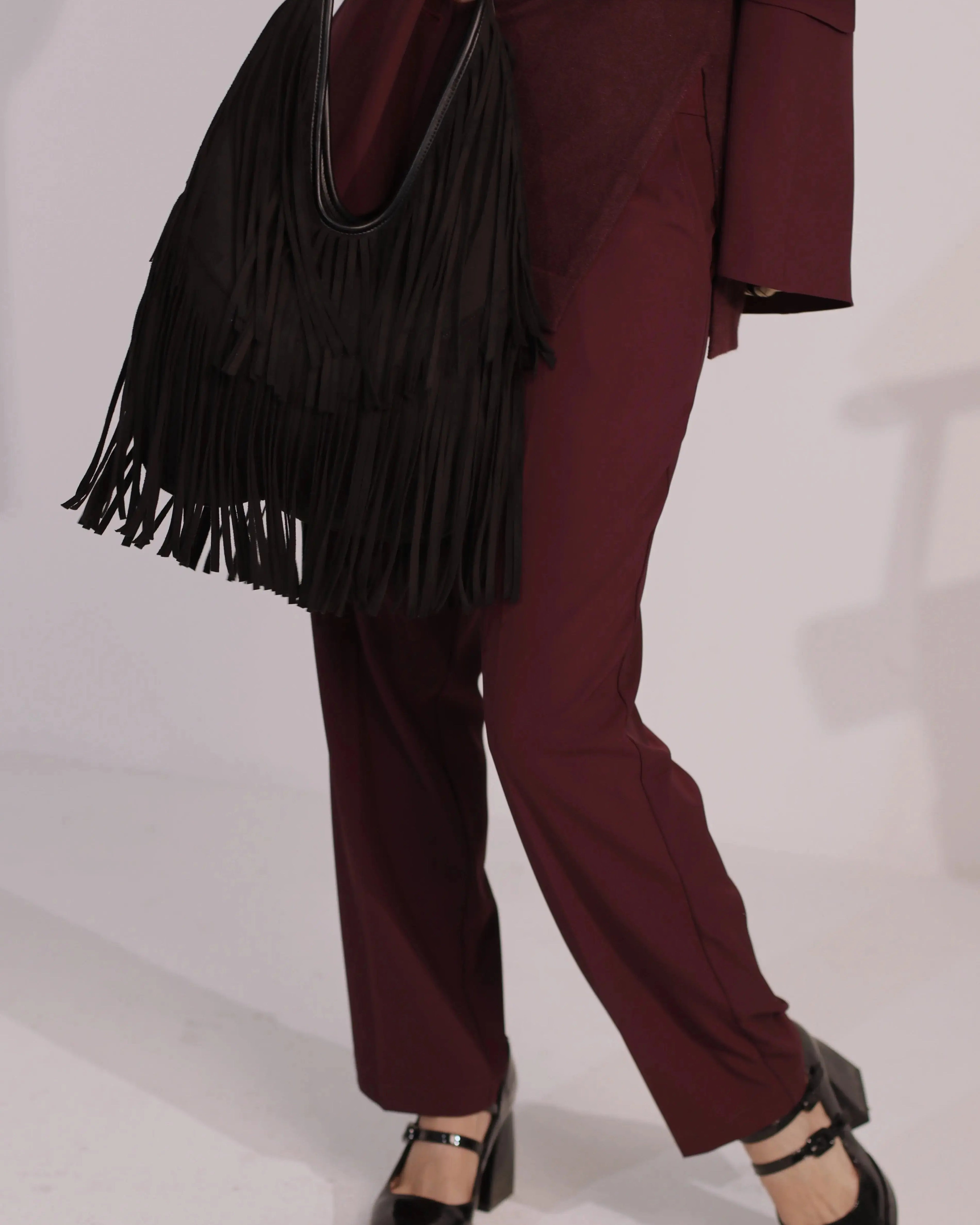 Borsa hobo con frange Dorabella