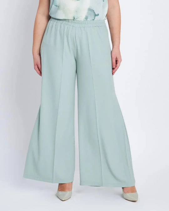 Pantalone in cady con baciapiega laterale al fondo ALOE DORABELLA PIU'