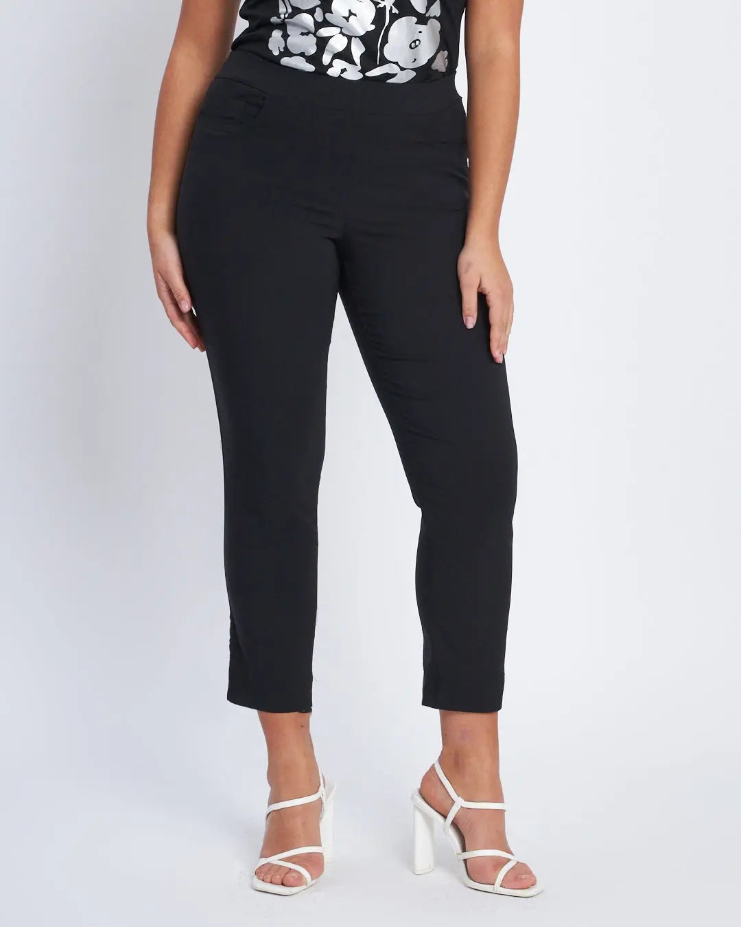 Pantalone pinocchietto con ricamo NERO DORABELLA