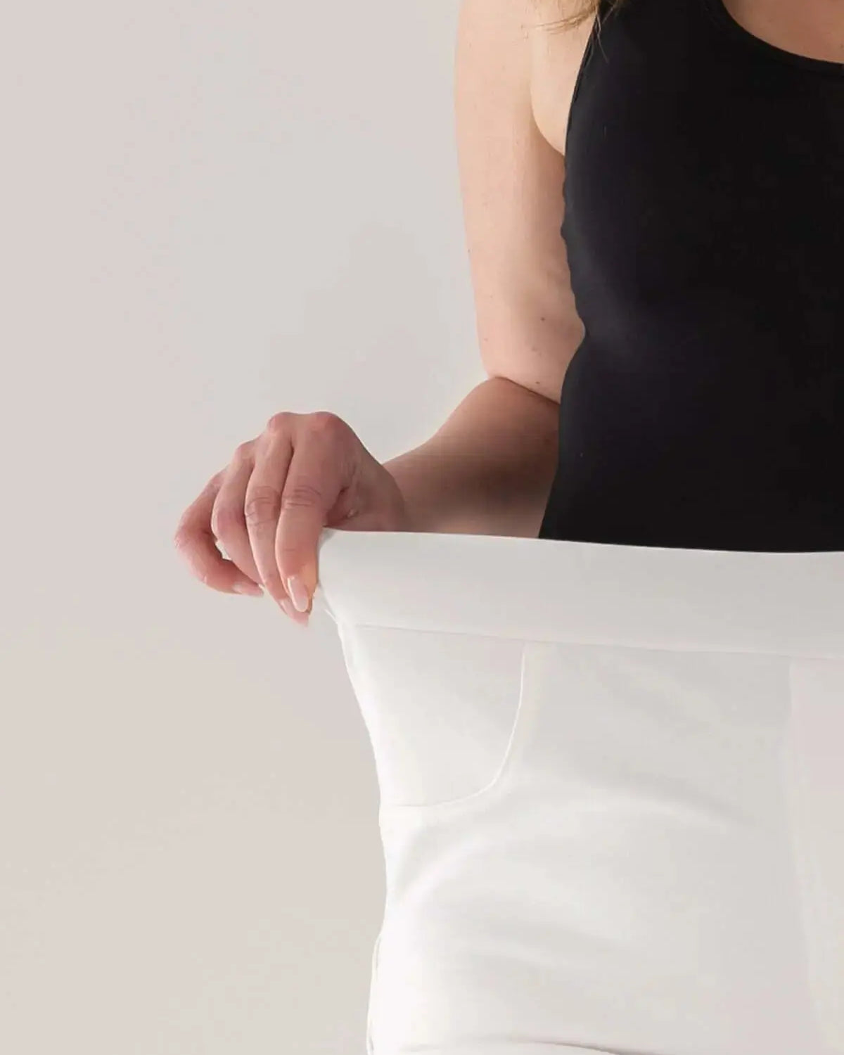 Pantalone skinny in twill di misto cotone elasticizzato tinta unita con tasche DORABELLA PIU'