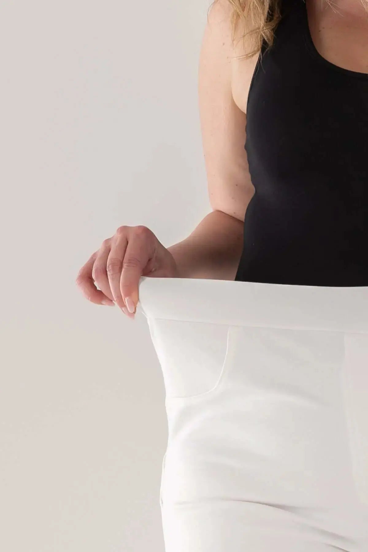 Pantalone skinny in twill di misto cotone elasticizzato tinta unita con tasche DORABELLA PIU'