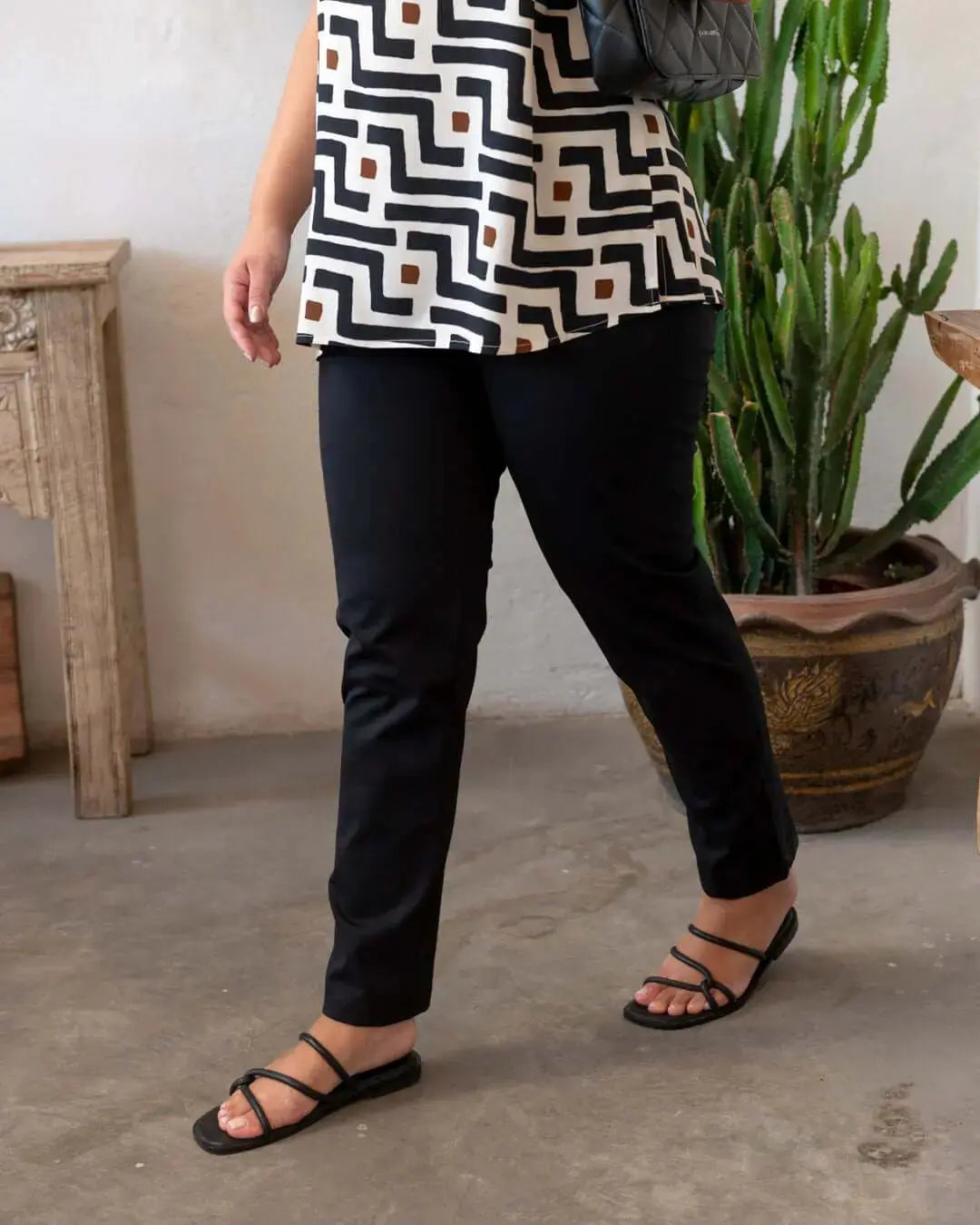 Pantalone skinny in twill di misto cotone elasticizzato tinta unita con tasche DORABELLA PIU'