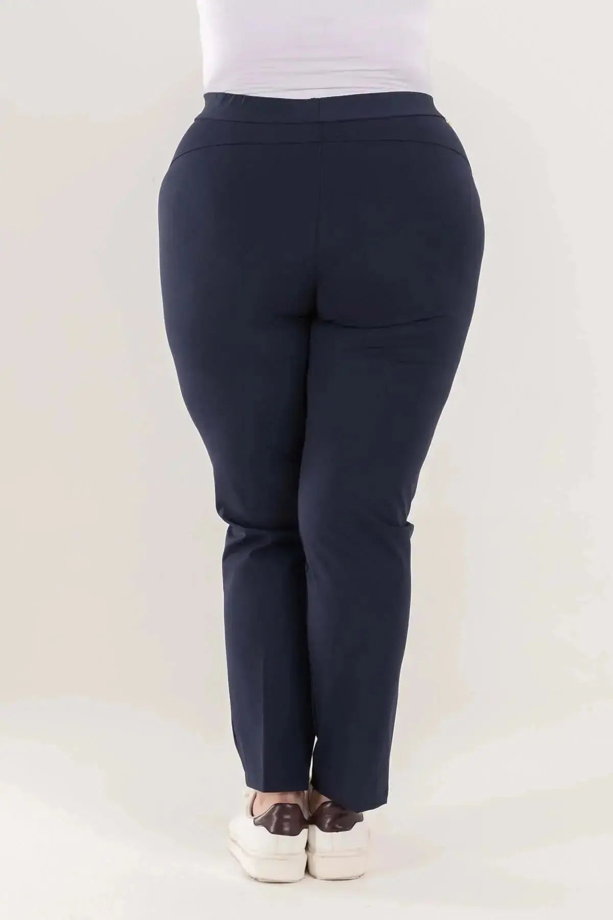 Pantalone skinny in twill di misto cotone elasticizzato tinta unita con tasche. BLU DORABELLA PIU'