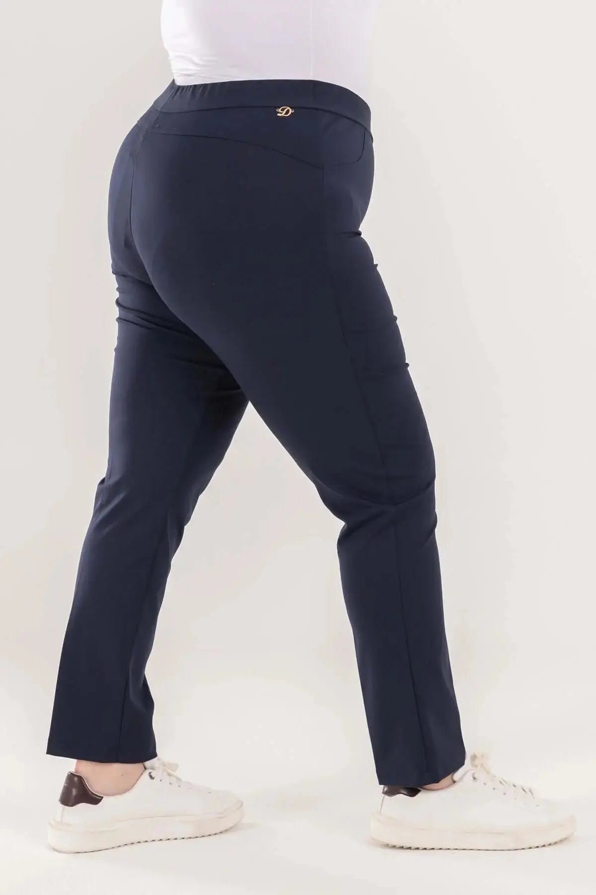 Pantalone skinny in twill di misto cotone elasticizzato tinta unita con tasche. BLU DORABELLA PIU'