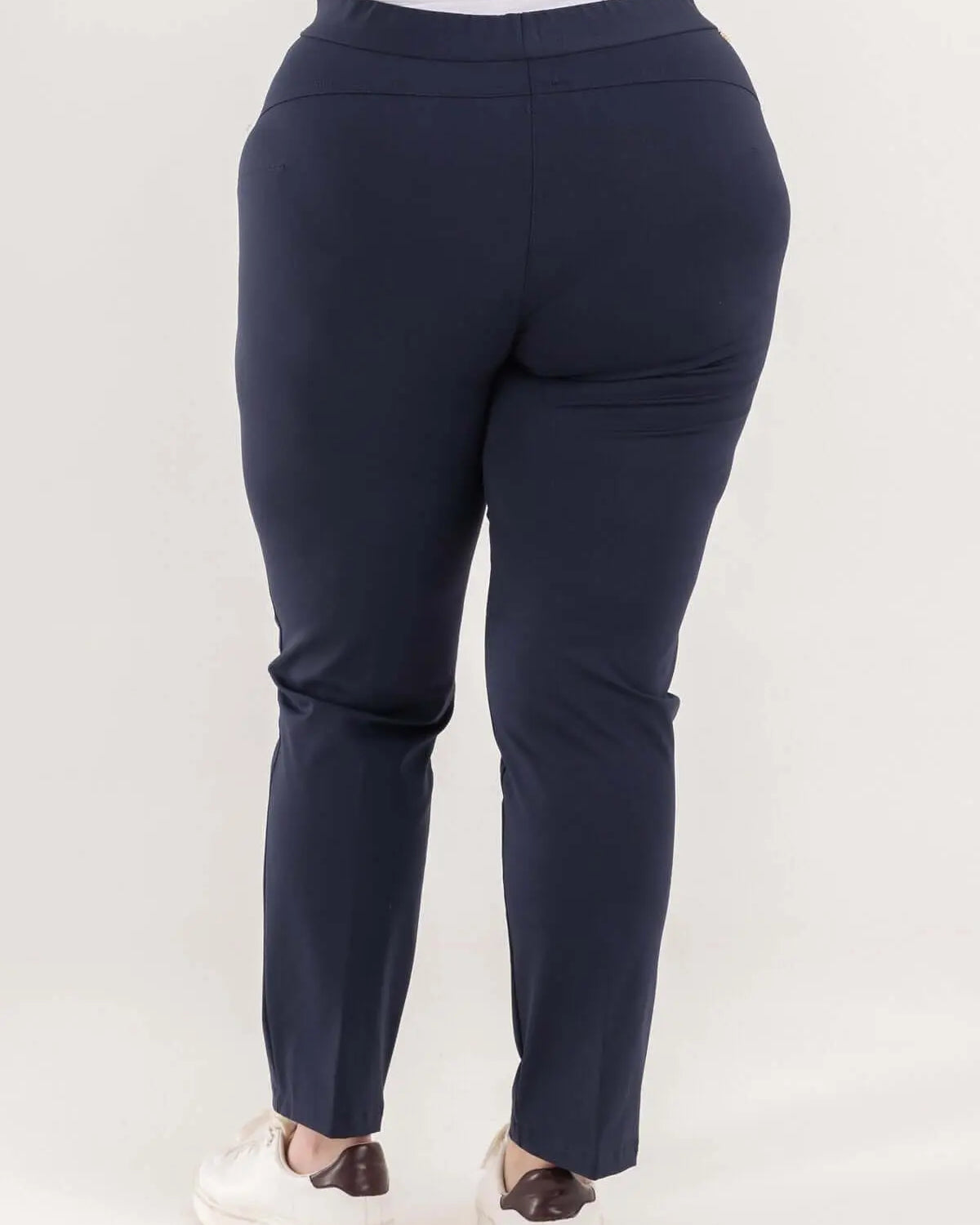 Pantalone skinny in twill di misto cotone elasticizzato tinta unita con tasche. BLU DORABELLA PIU'