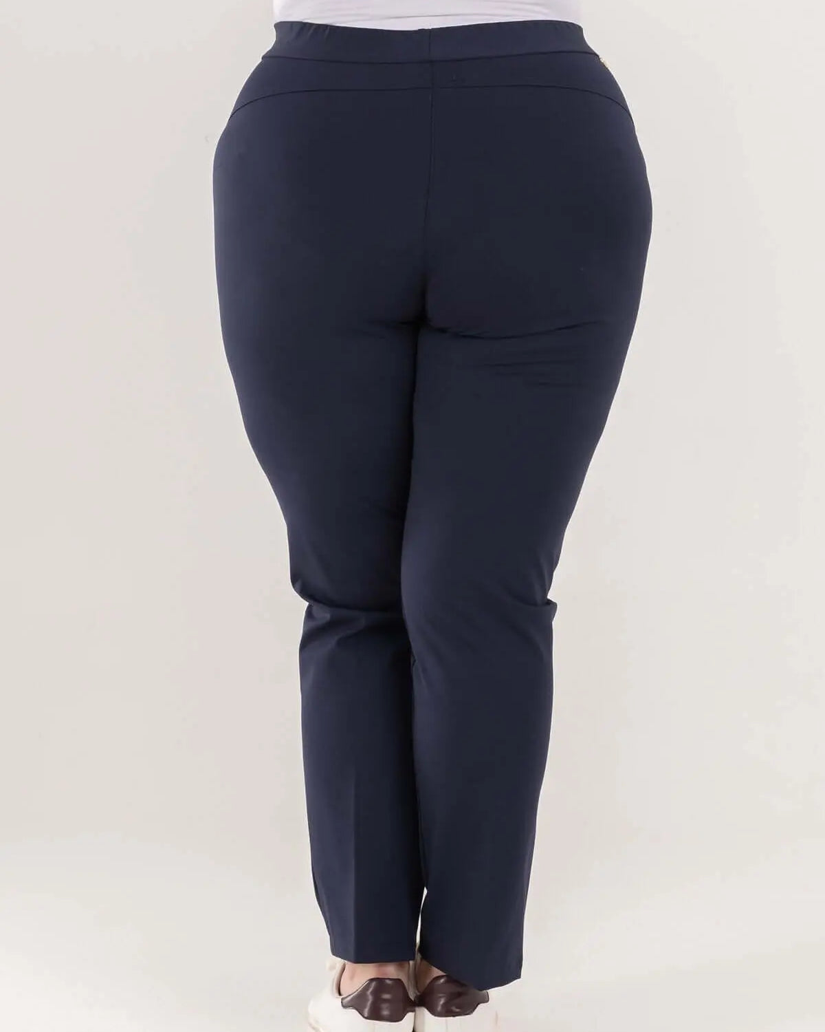 Pantalone skinny in twill di misto cotone elasticizzato tinta unita con tasche. BLU DORABELLA PIU'