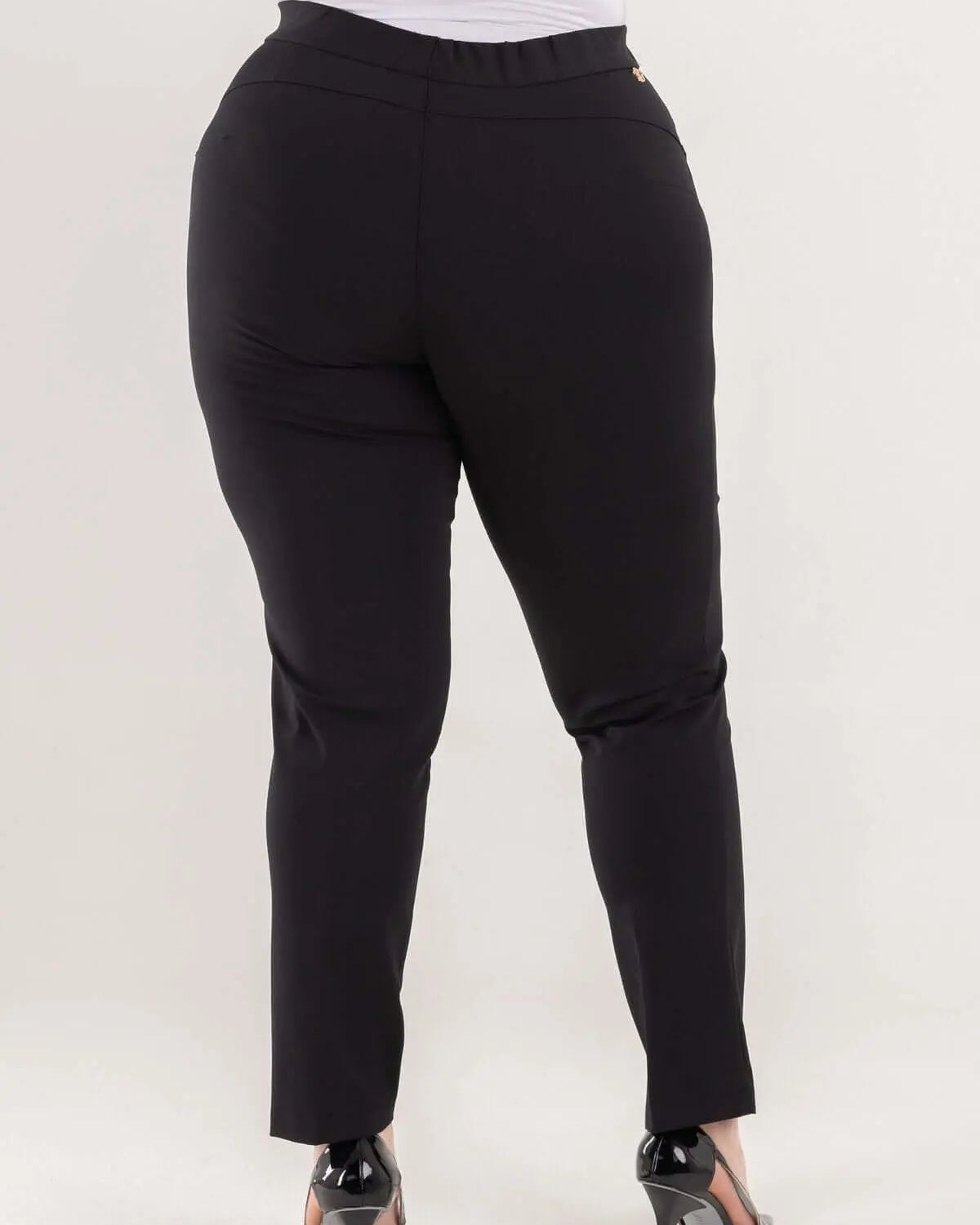 Pantalone skinny in twill di misto cotone elasticizzato tinta unita con tasche. NERO DORABELLA PIU'