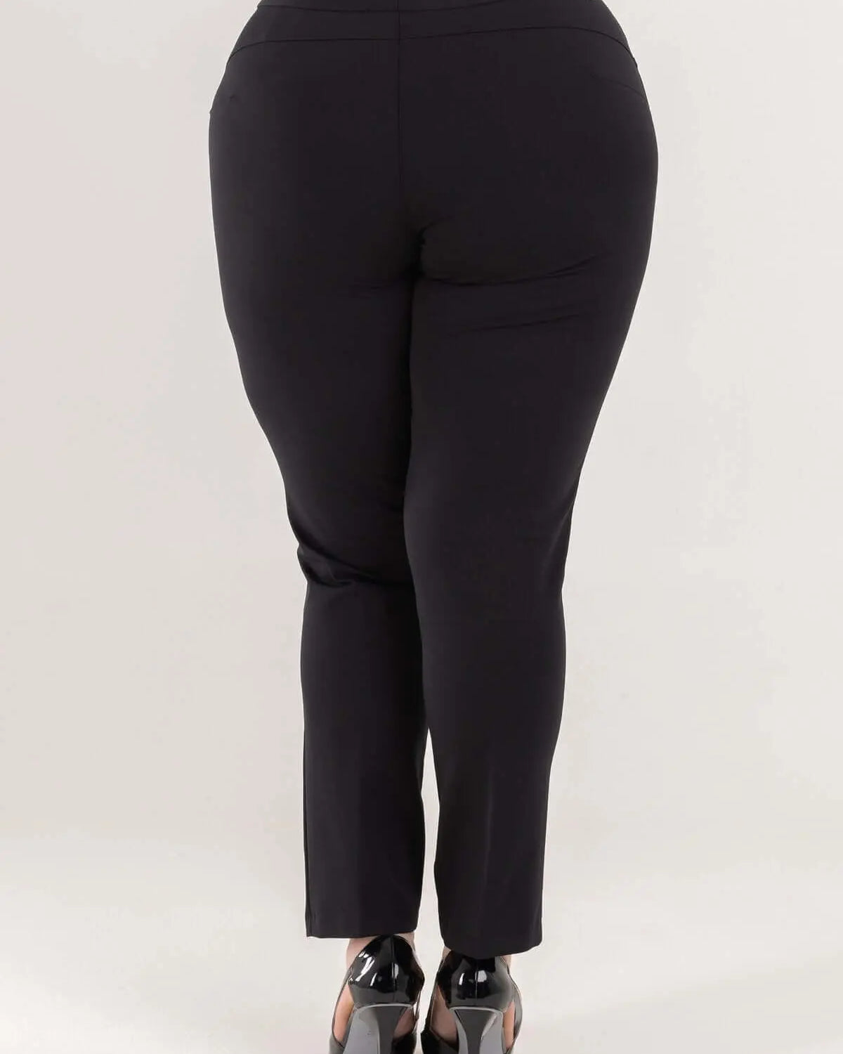 Pantalone skinny in twill di misto cotone elasticizzato tinta unita con tasche. NERO DORABELLA PIU'