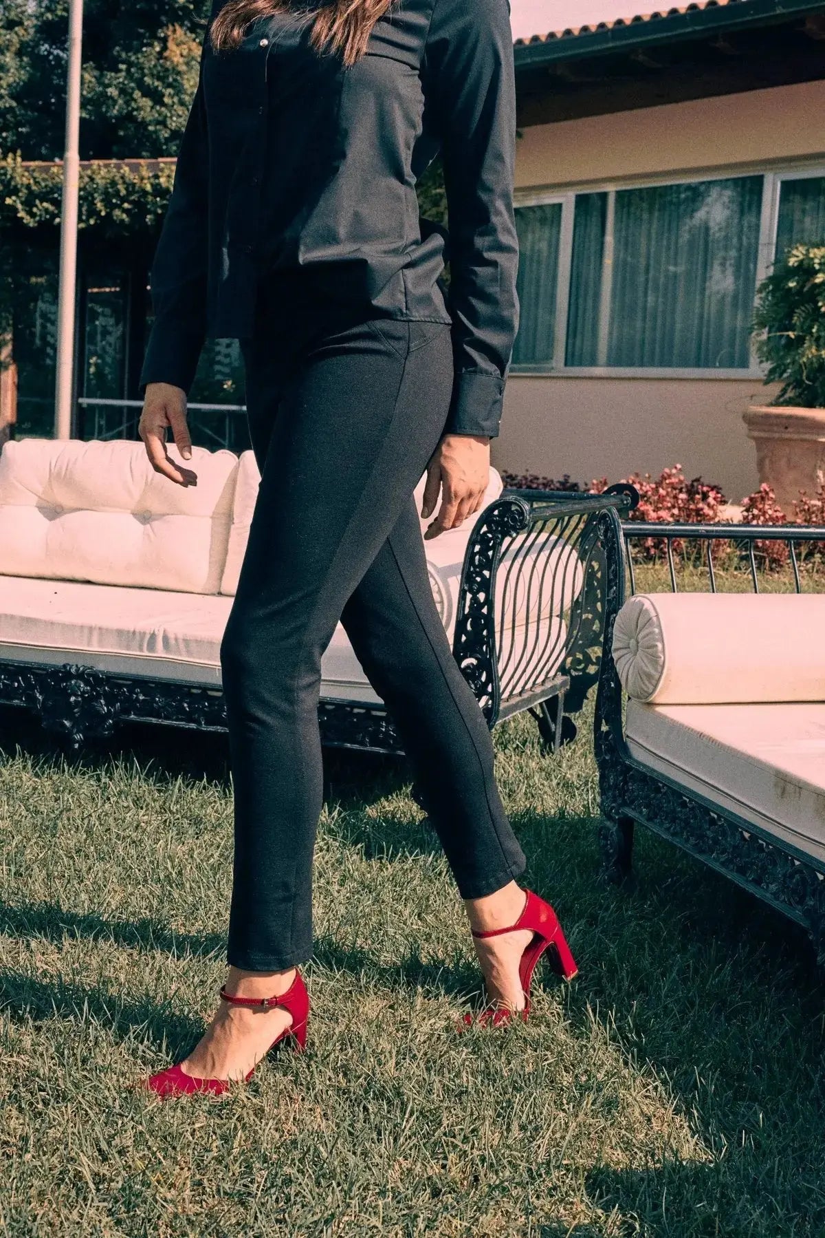 Pantalone slim viscosa con carré posteriore NERO DORABELLA