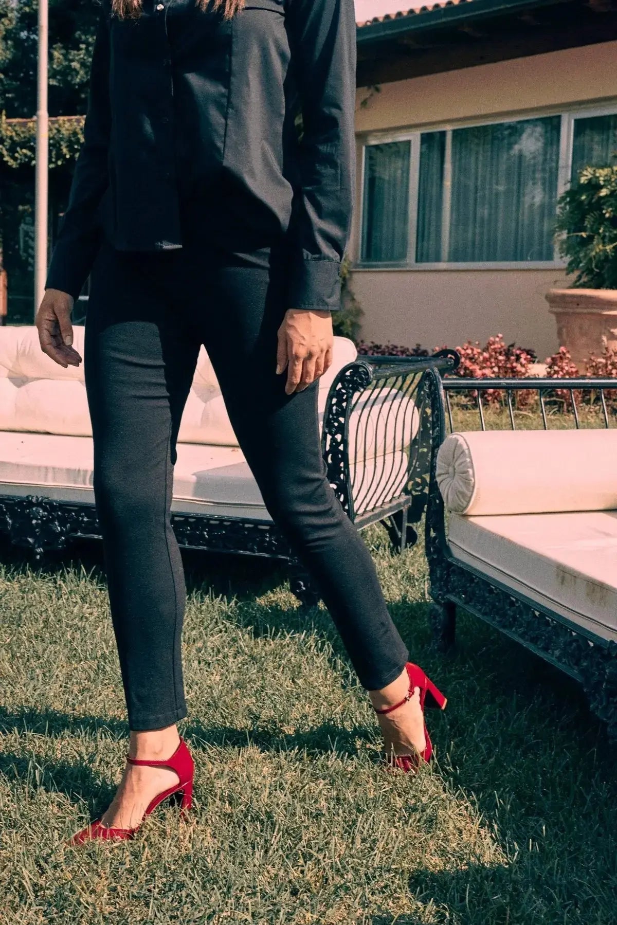 Pantalone slim viscosa con carré posteriore NERO DORABELLA