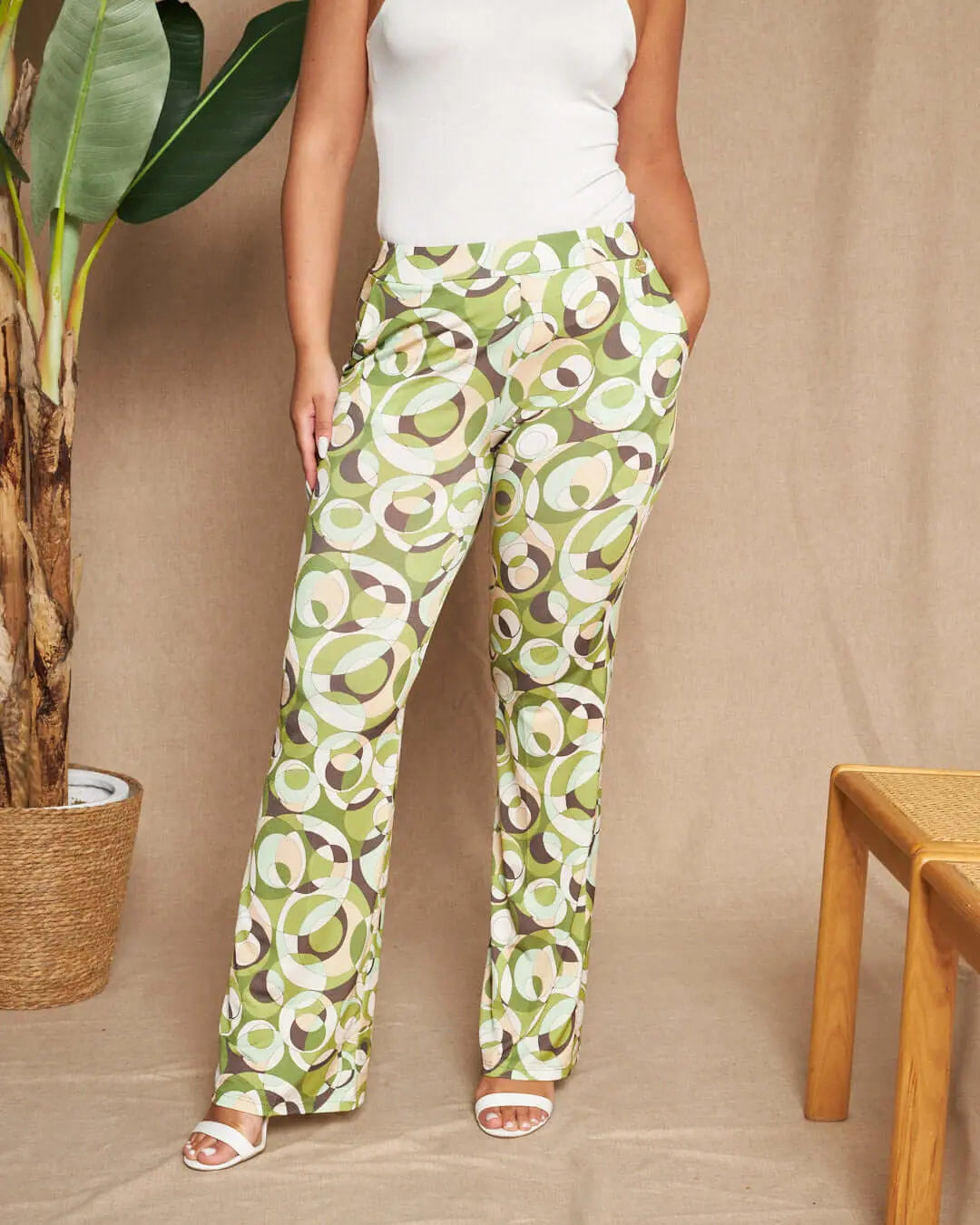 Pantalone zampetta in jersey elasticizzato con fantasia multicolore. LIME DORABELLA