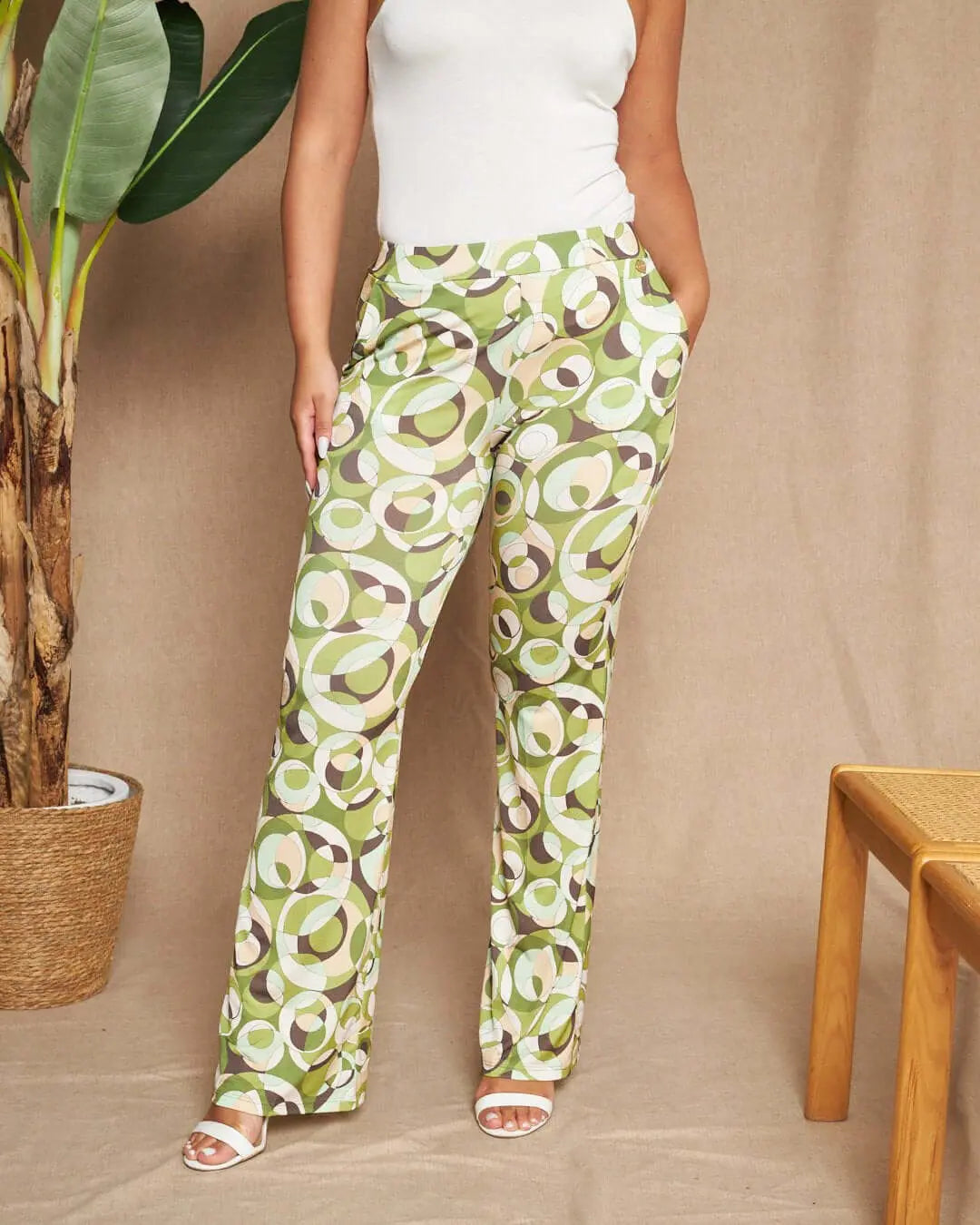 Pantalone zampetta in jersey elasticizzato con fantasia multicolore. LIME DORABELLA XXL