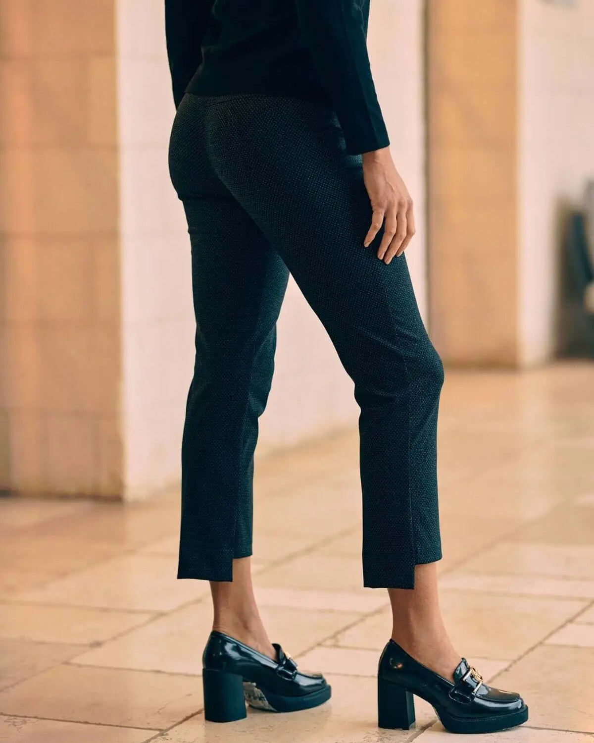 Pantaloni Chino con fondo asimmetrico a fantasia NERO DORABELLA