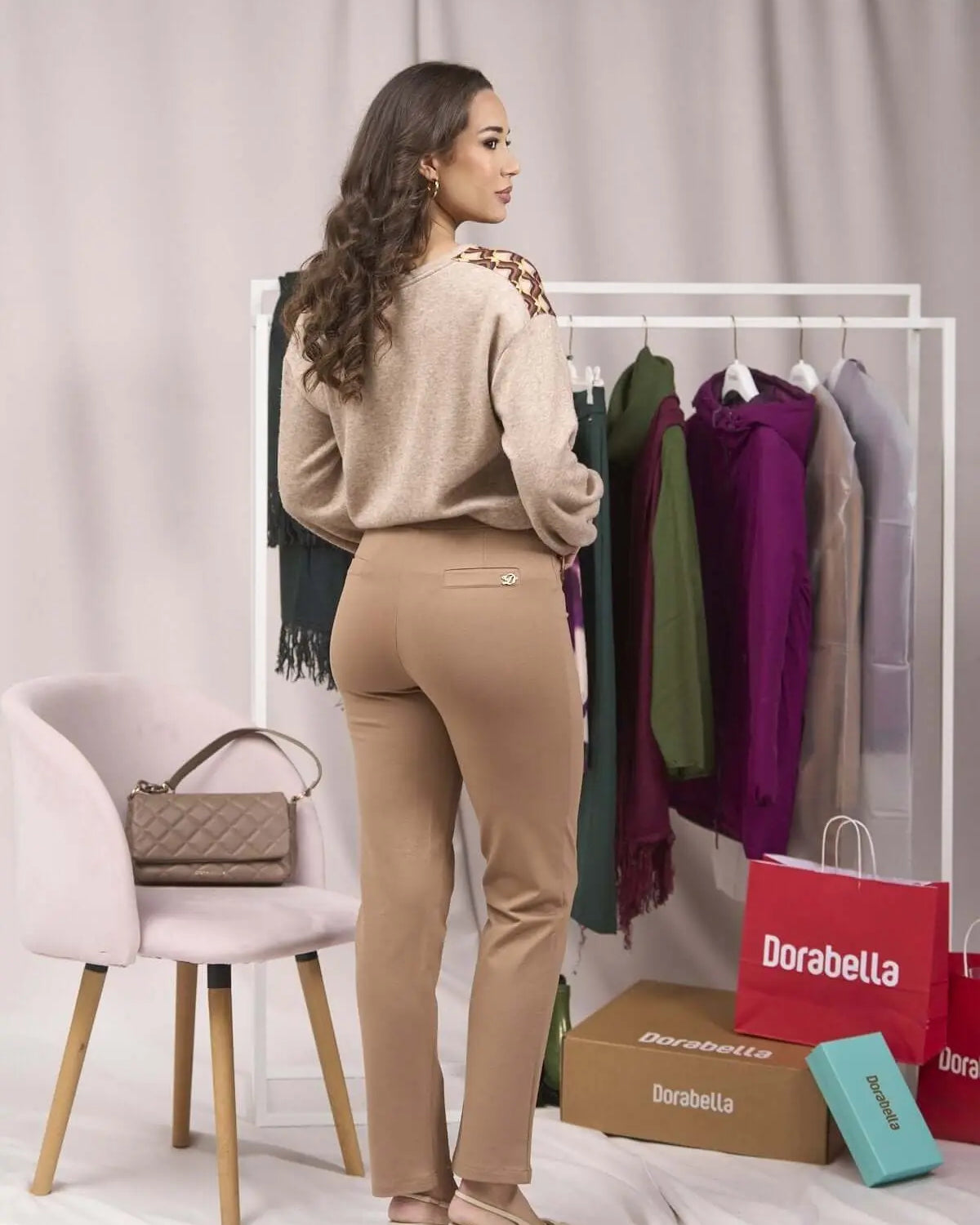 Pantaloni con vita elastica e pattina con bottone NOCE DORABELLA