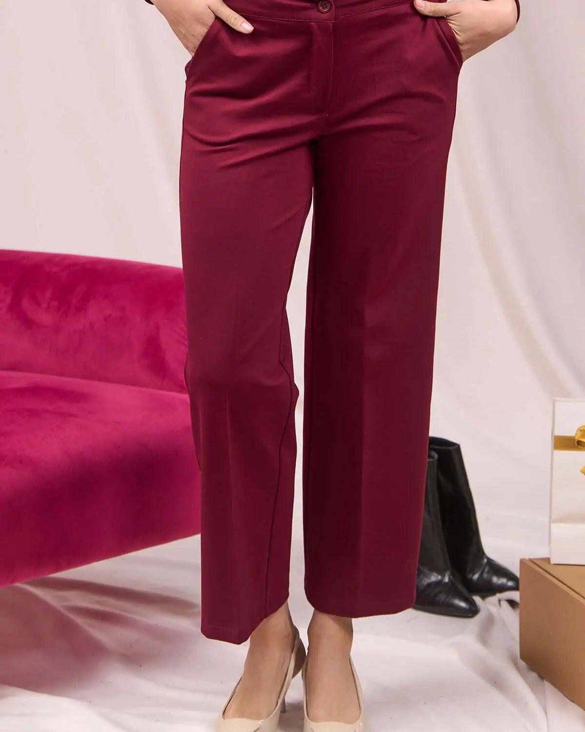 Pantaloni gamba dritta con tasche e bottone BORDEAUX DORABELLA