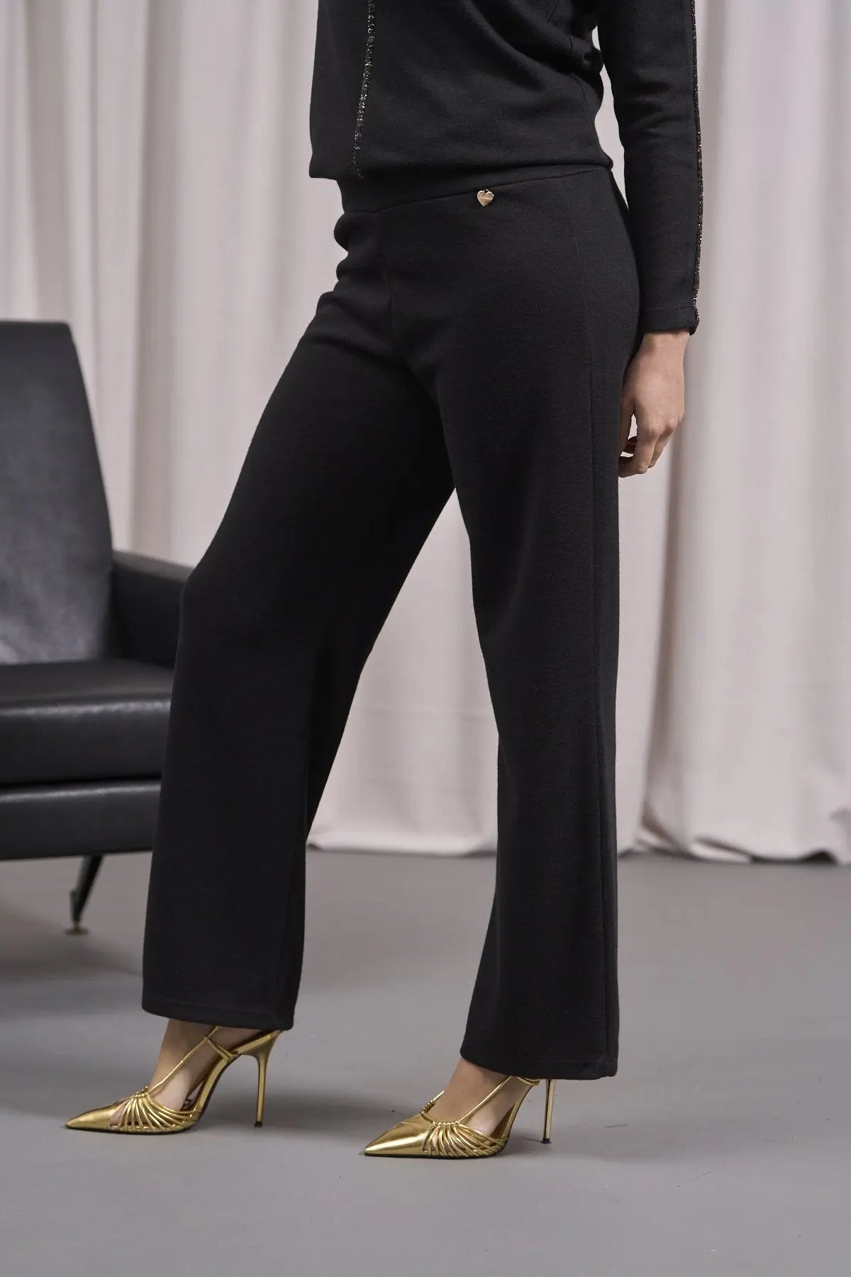 Pantaloni Maglia Basic Nera Completo Donna Maglia T-shirt