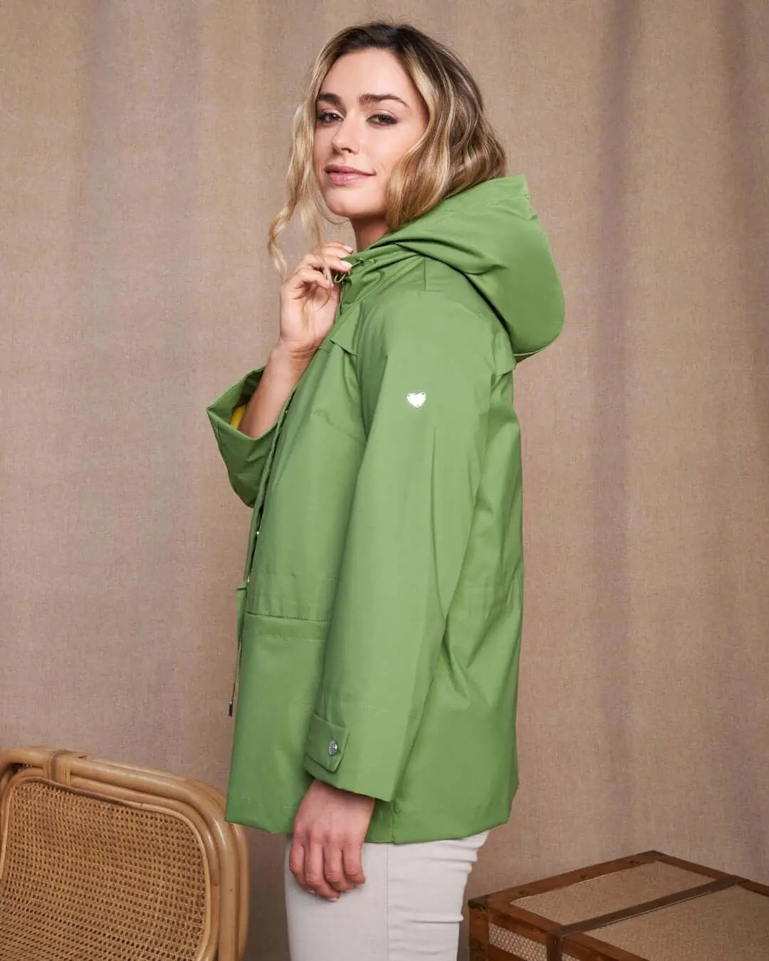 Parka leggero in nylon con cappuccio VERDE DORABELLA