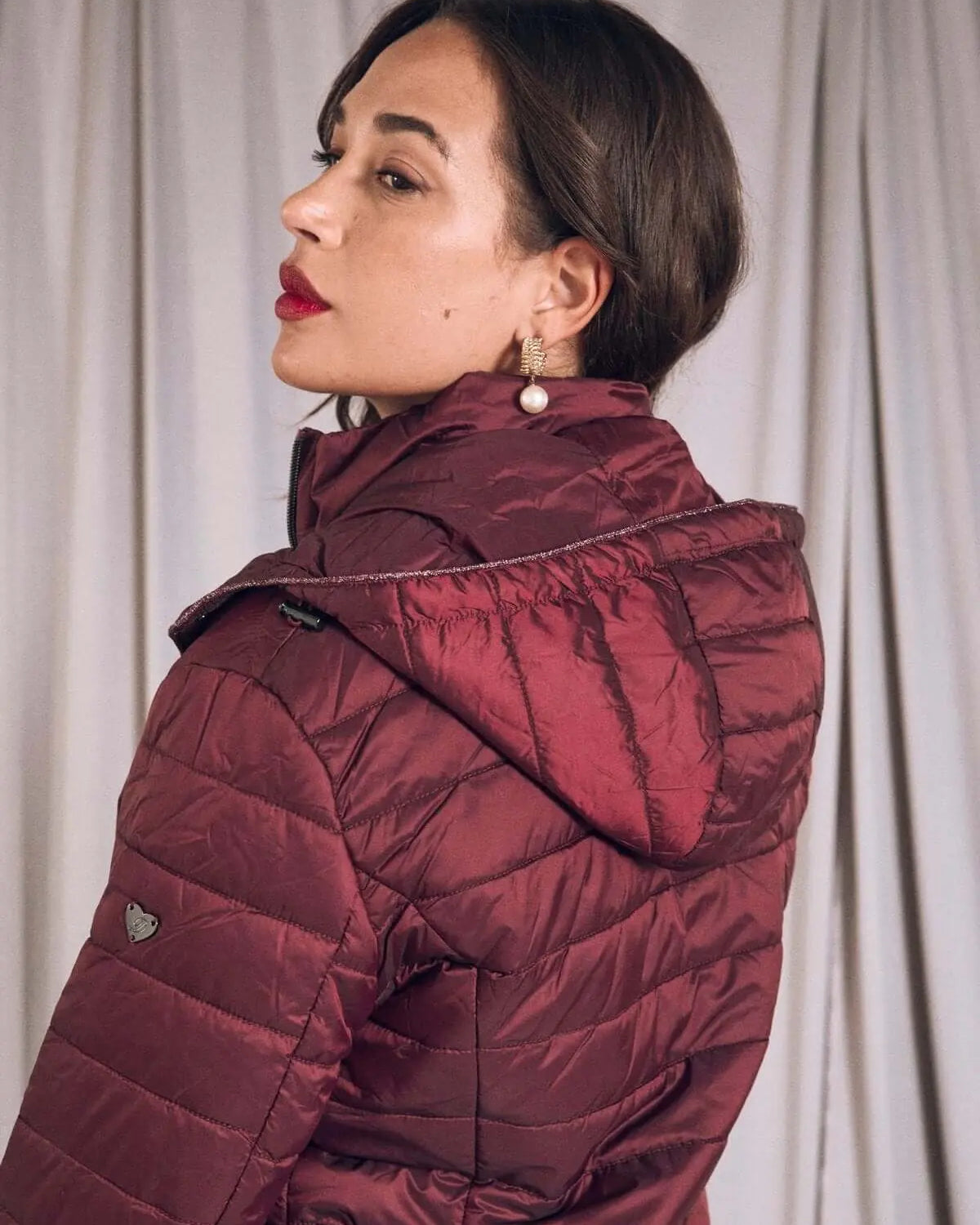 Piumino leggero in nylon trapuntato con cappuccio BURGUNDY DORABELLA EASY