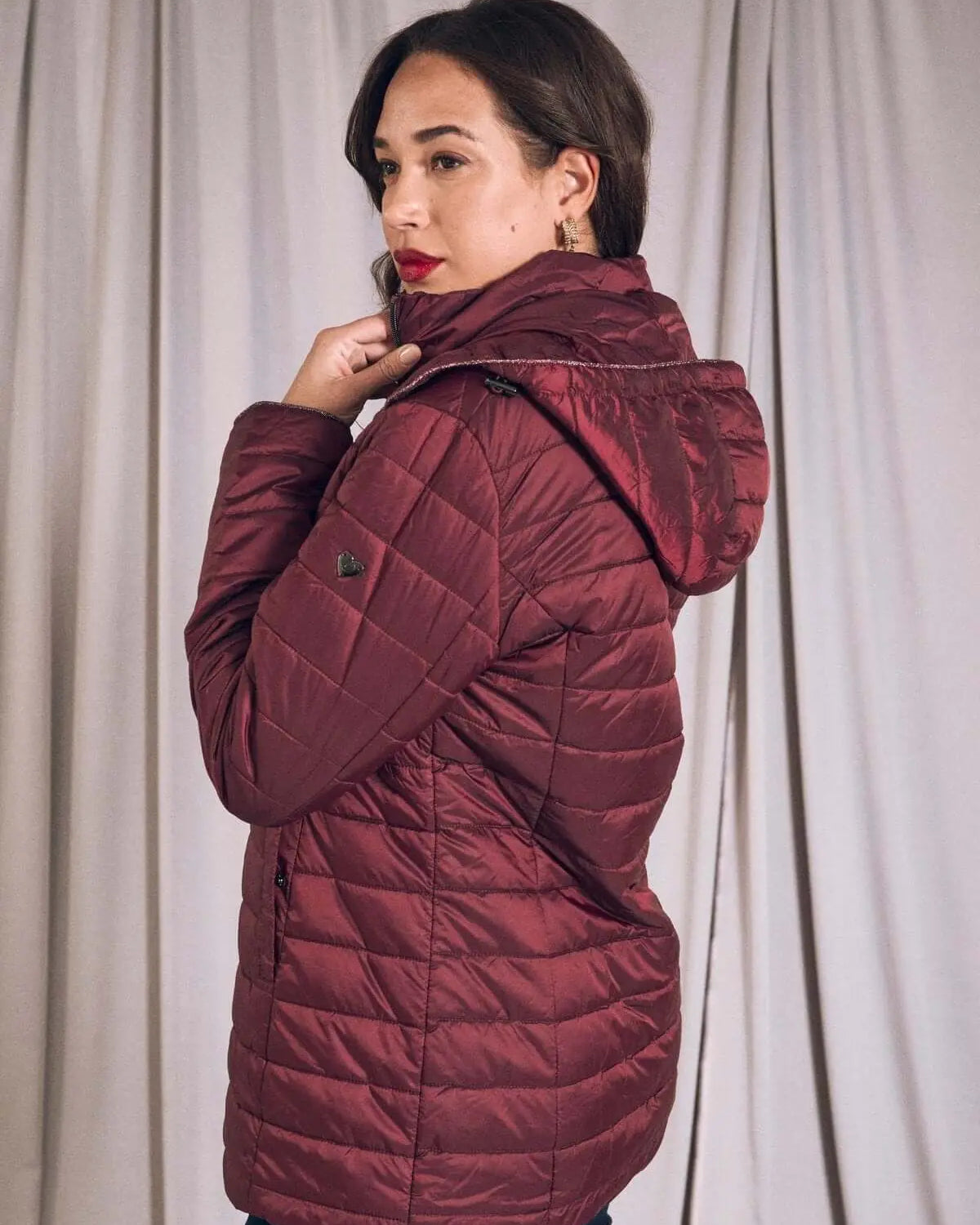 Piumino leggero in nylon trapuntato con cappuccio BURGUNDY DORABELLA EASY