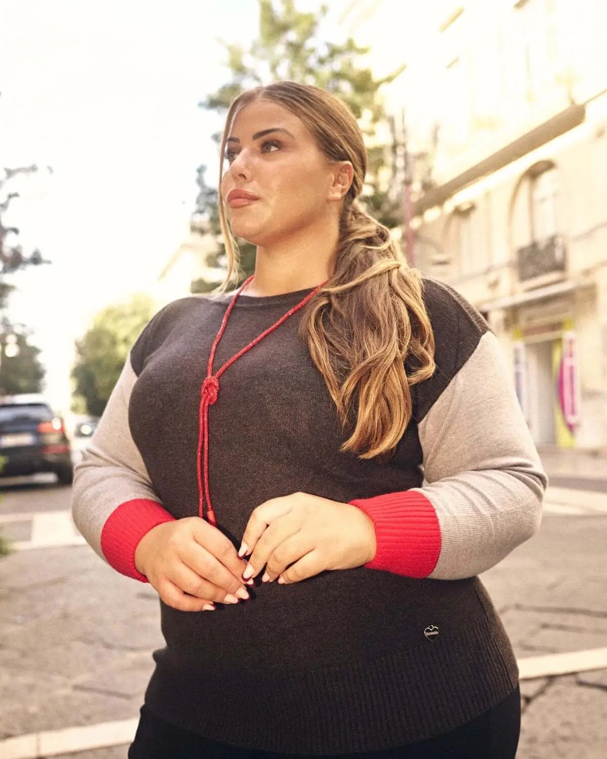 SCOLLO A BARCA A TRE COLORI ANTRACITE DORABELLA PIU'