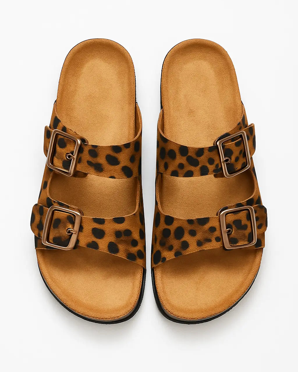 Sandalo in suede con doppia fibbia Dorabella