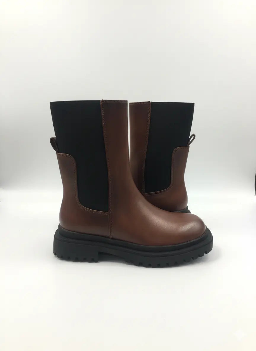 Stivaletti Chelsea Chunky in Pelle Dorabella