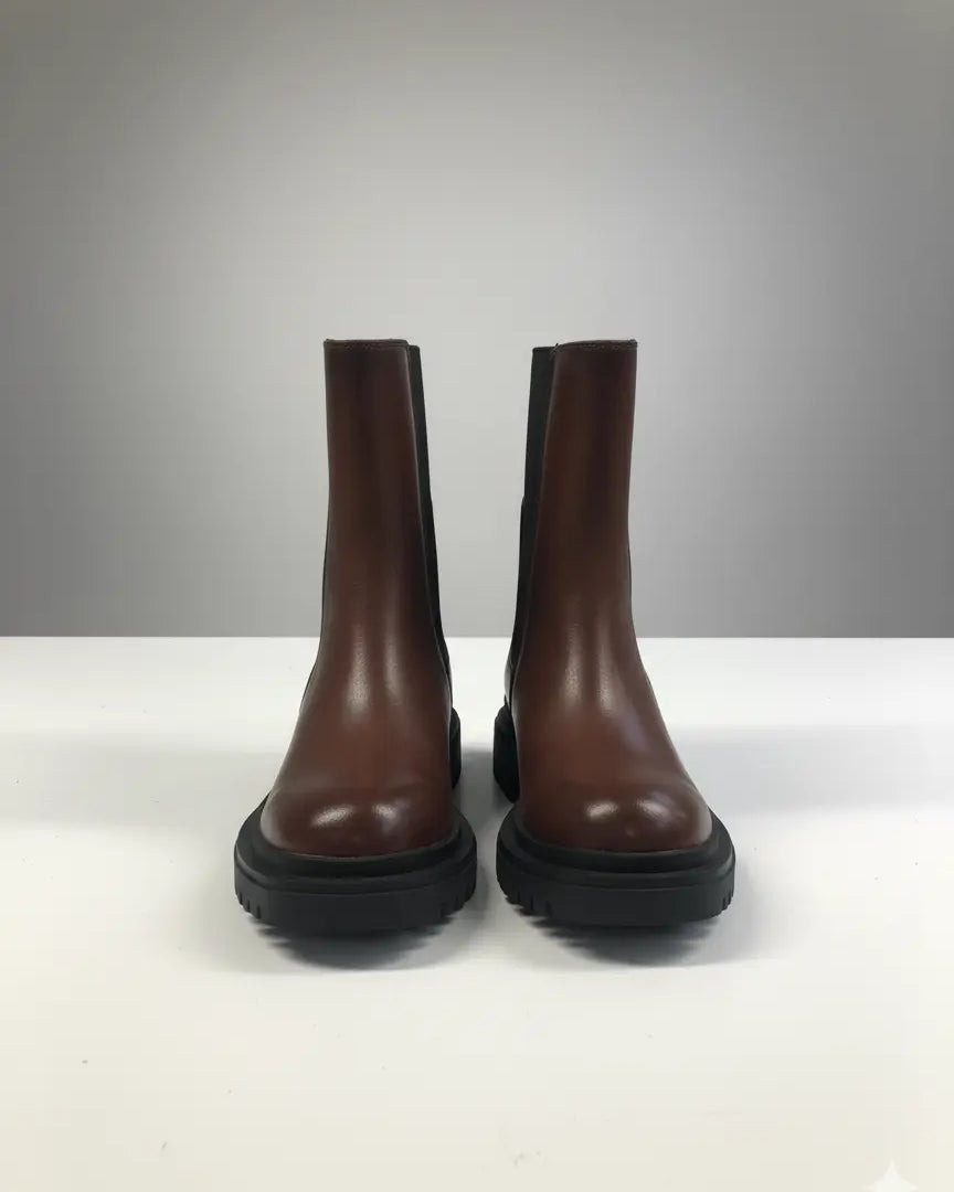 Stivaletti Chelsea Chunky in Pelle Dorabella