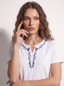 T-Shirt Scollo Ricamato DORABELLA
