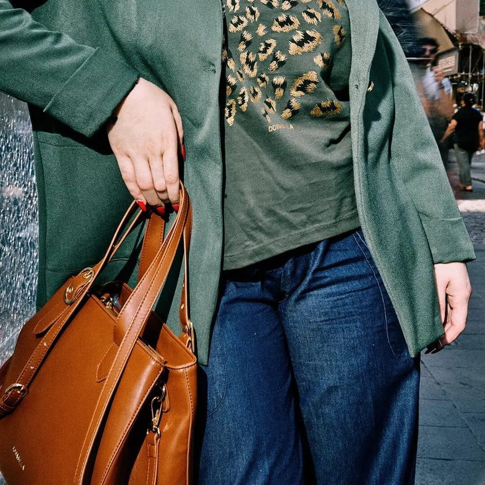 T-shirt a maniche lunghe con motivo a stampa animalier a contrasto MILITARE DORABELLA PIU' XXL