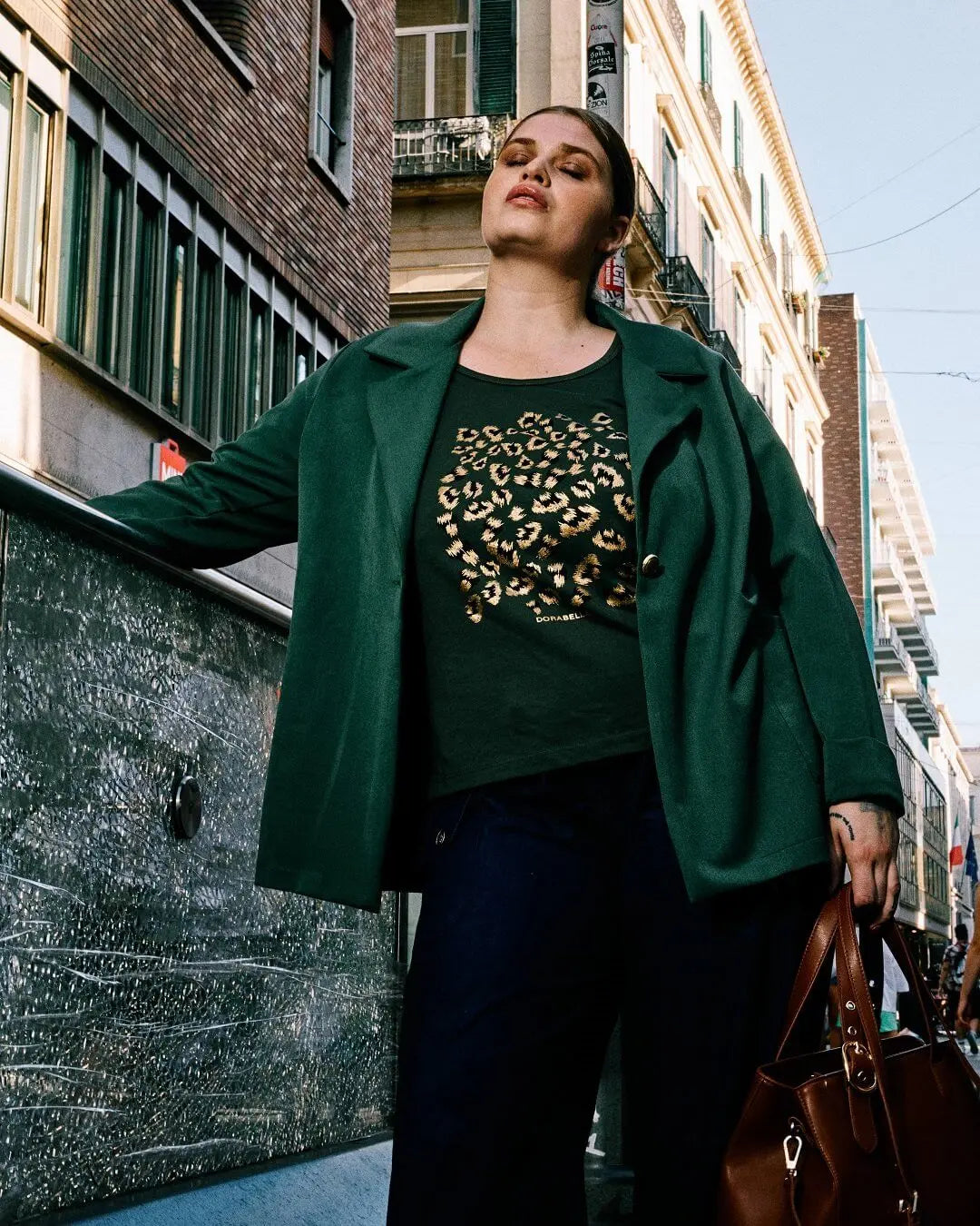 T-shirt a maniche lunghe con motivo a stampa animalier a contrasto MILITARE DORABELLA PIU'