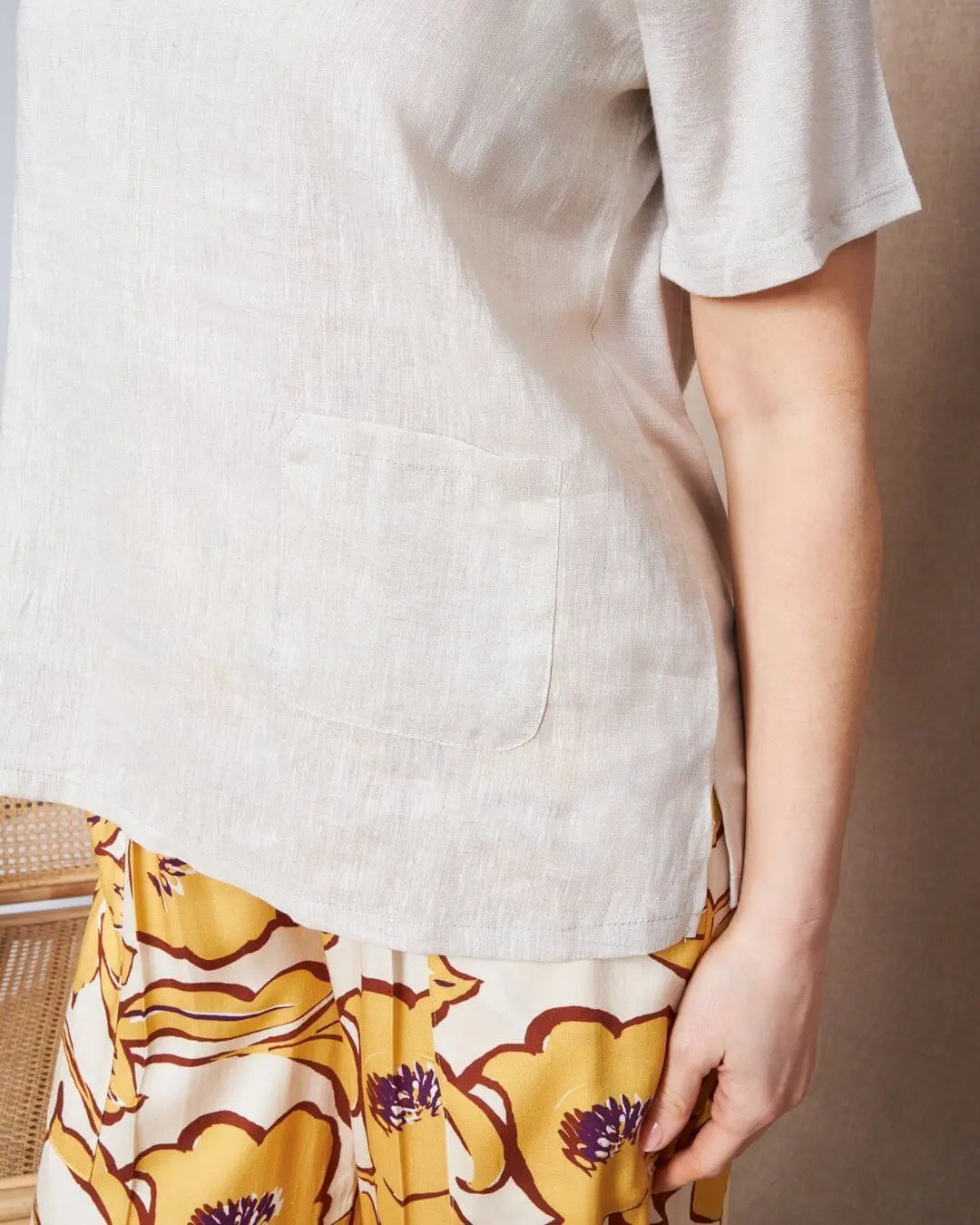 T-shirt combinata in lino e jersey melange con scollo a barca e tasca a toppa NATURALE DORABELLA PIU'