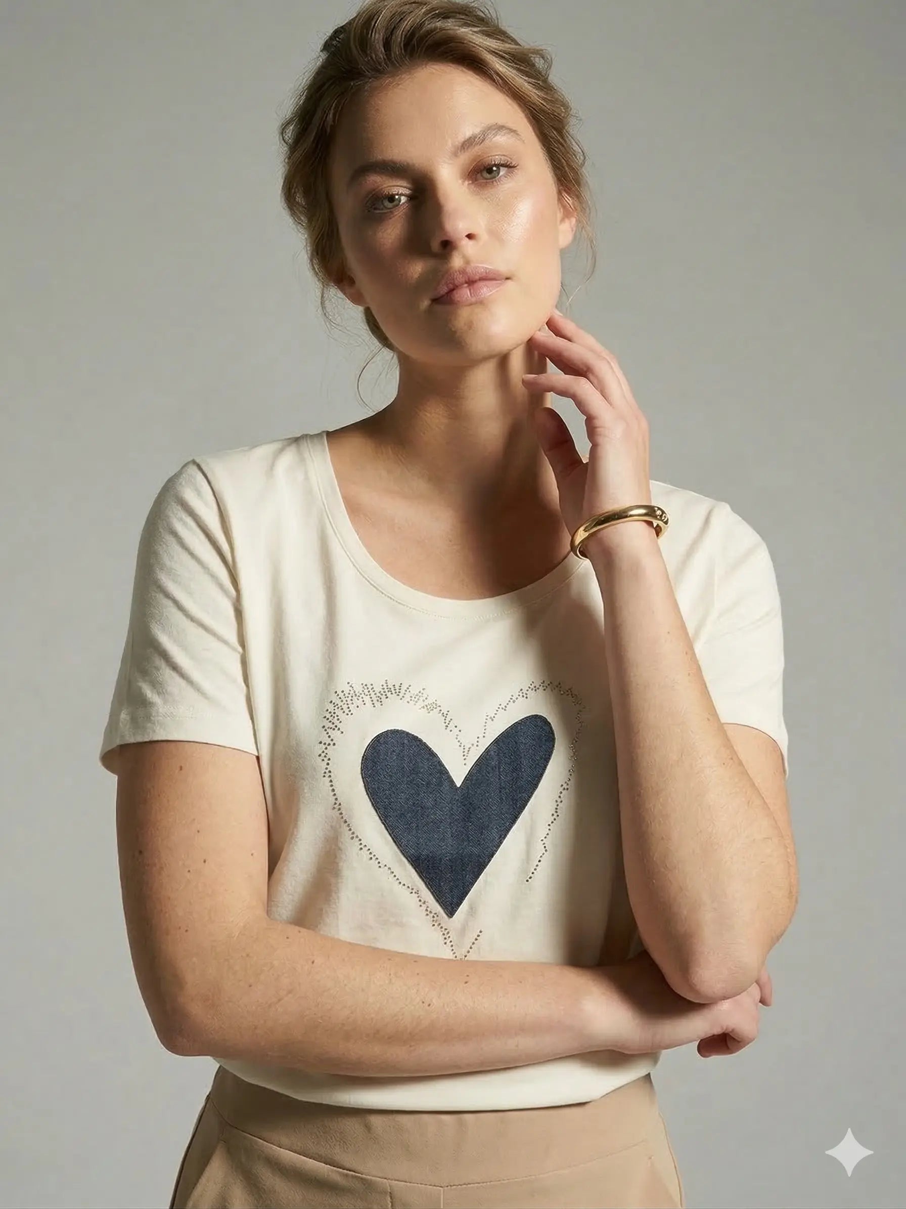 T-shirt con applicazione in denim DORABELLA