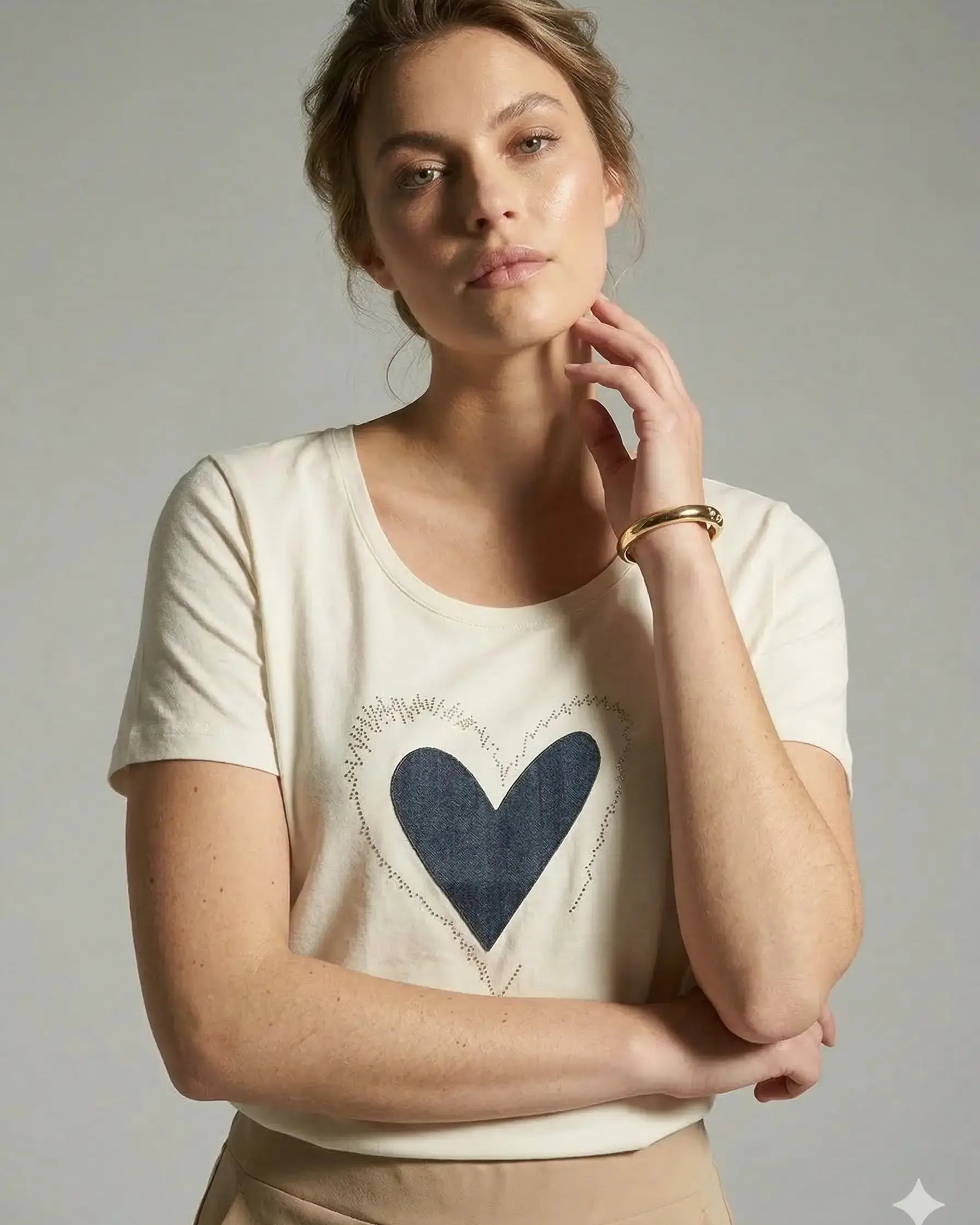 T-shirt con applicazione in denim DORABELLA
