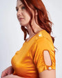 T-shirt con inserto frontale in satin e spacchi CURCUMA DORABELLA PIU'
