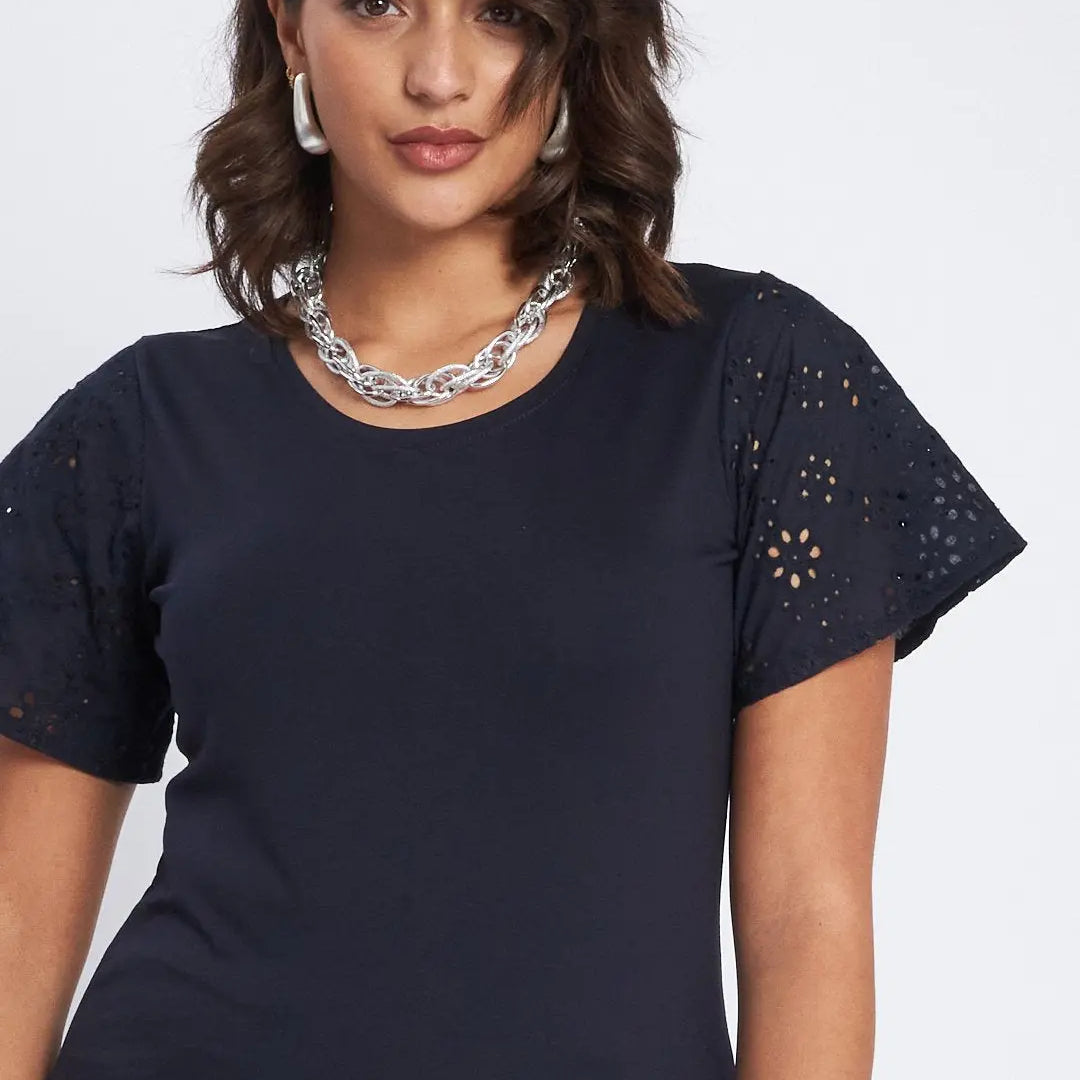 T-shirt con maniche in sangallo BLU DORABELLA
