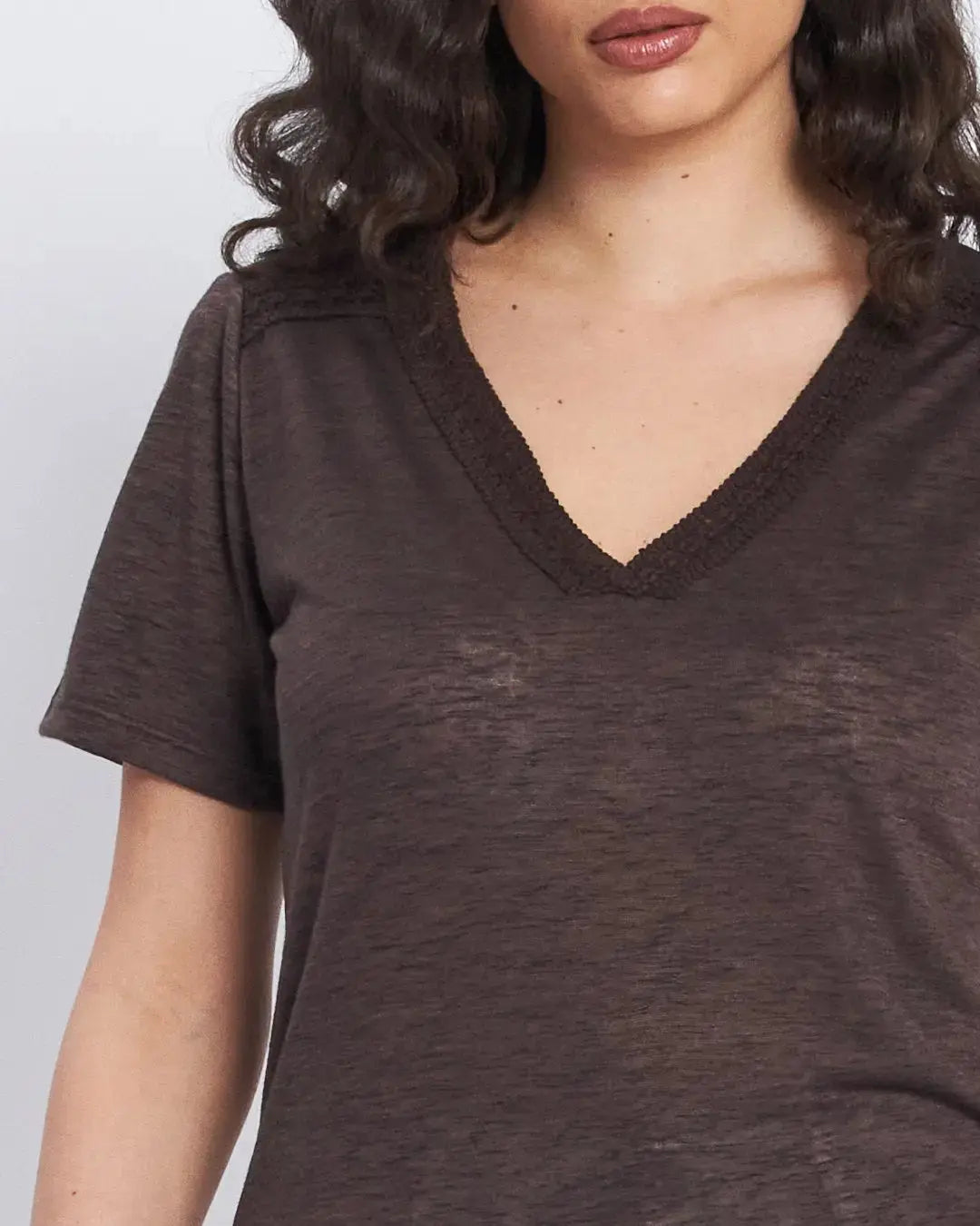 T-shirt con passamaneria sulle spalle CACAO DORABELLA