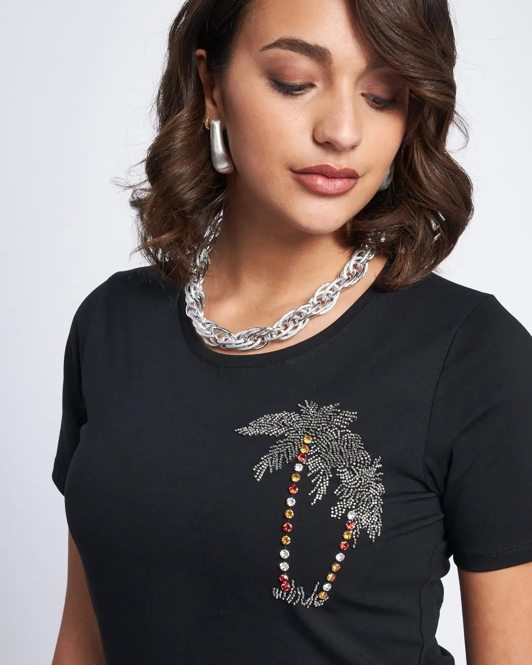 T-shirt con ricamo lato cuore NERO DORABELLA