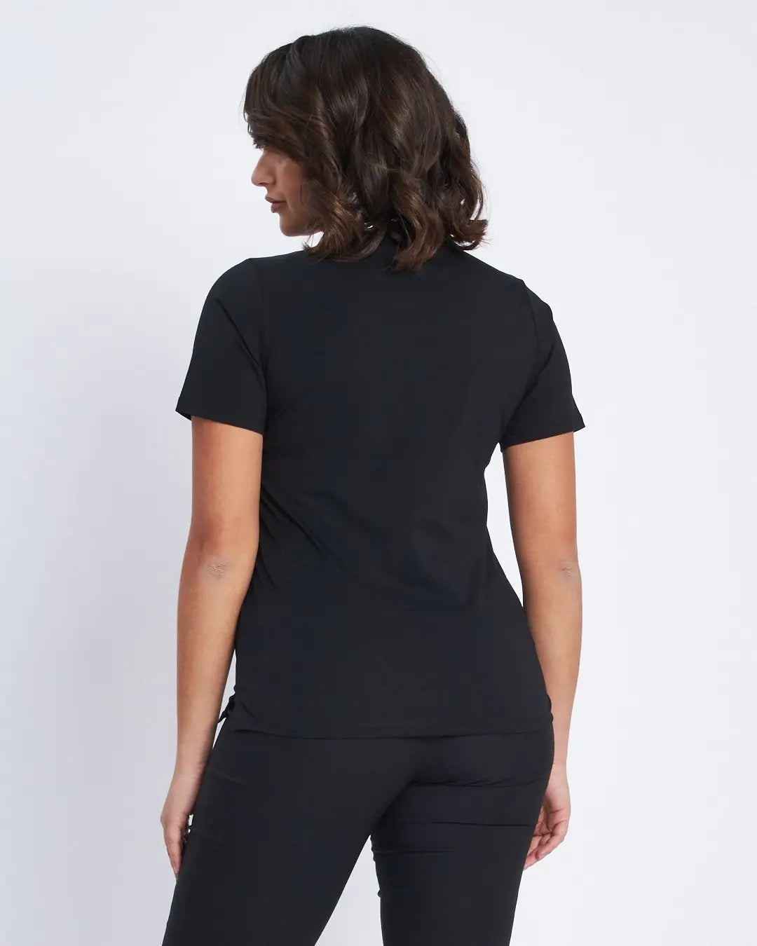 T-shirt con ricamo lato cuore NERO DORABELLA