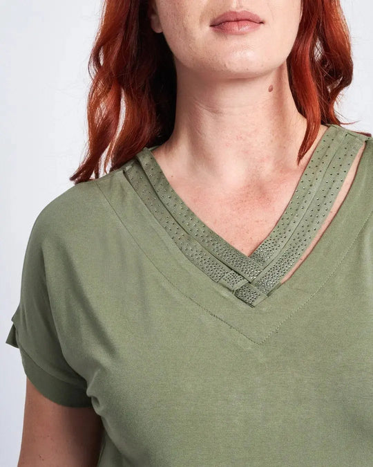 T-shirt con scollo a V e cut out MILITARE DORABELLA PIU'