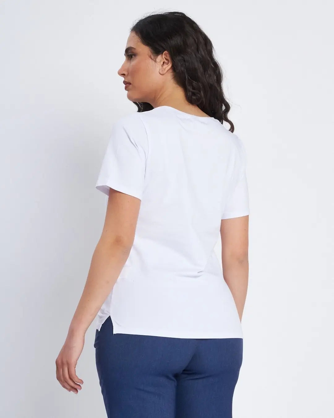 T-shirt con scritta ricamata con trafori BIANCO DORABELLA