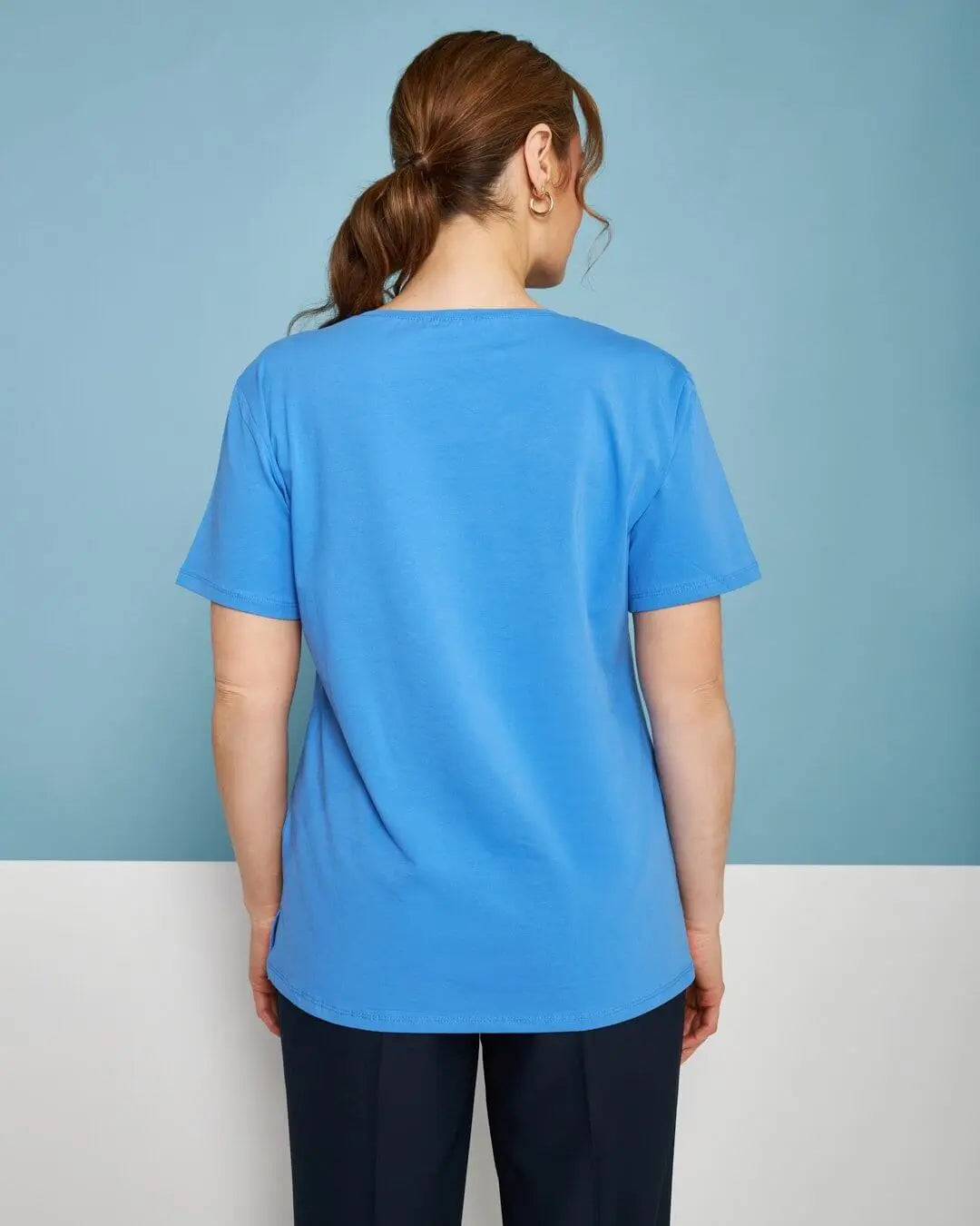 T-shirt in jersey di cotone elasticizzato con applicazioni di paillettes sul davanti LAVANDA DORABELLA PIU'