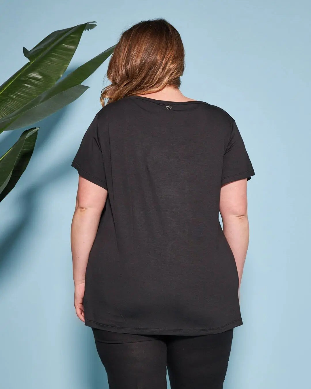 T-shirt in jersey di viscosa elasticizzata con stampa cuore NERO DORABELLA PIU'