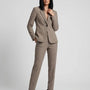 Tailleur giacca monopetto e pantalone gamba dritta DORABELLA