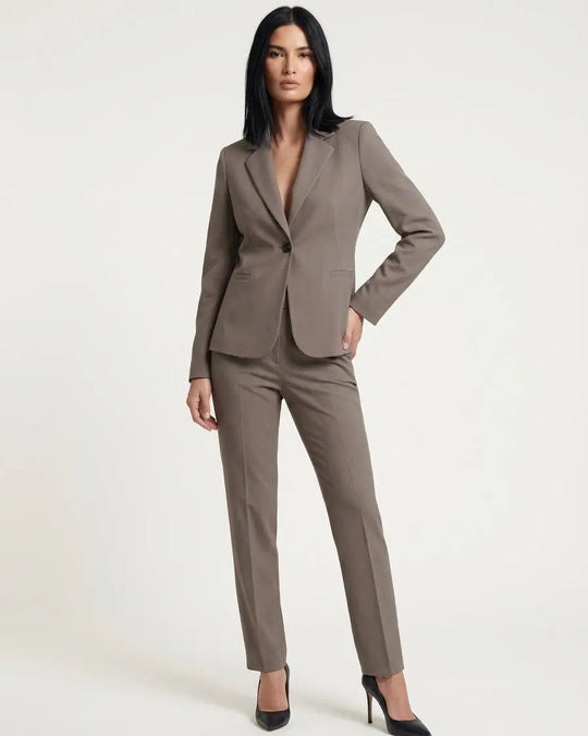 Tailleur giacca monopetto e pantalone gamba dritta DORABELLA