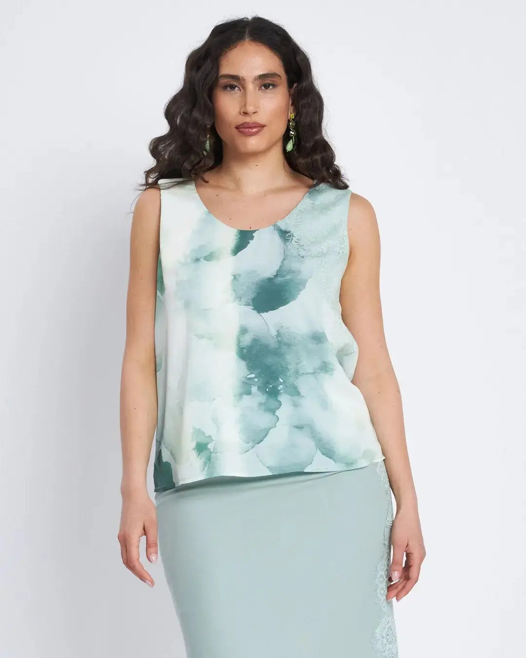 Top a fantasia con scollo a V e pizzo ALOE DORABELLA